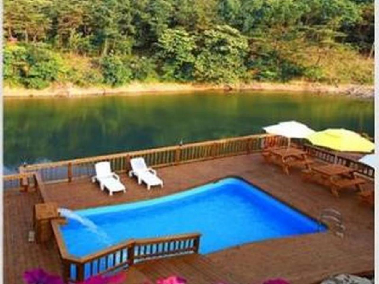 Attimua Guesthouse & Pension