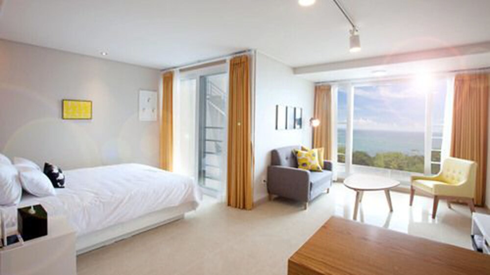 Ocean View The Marine Pension