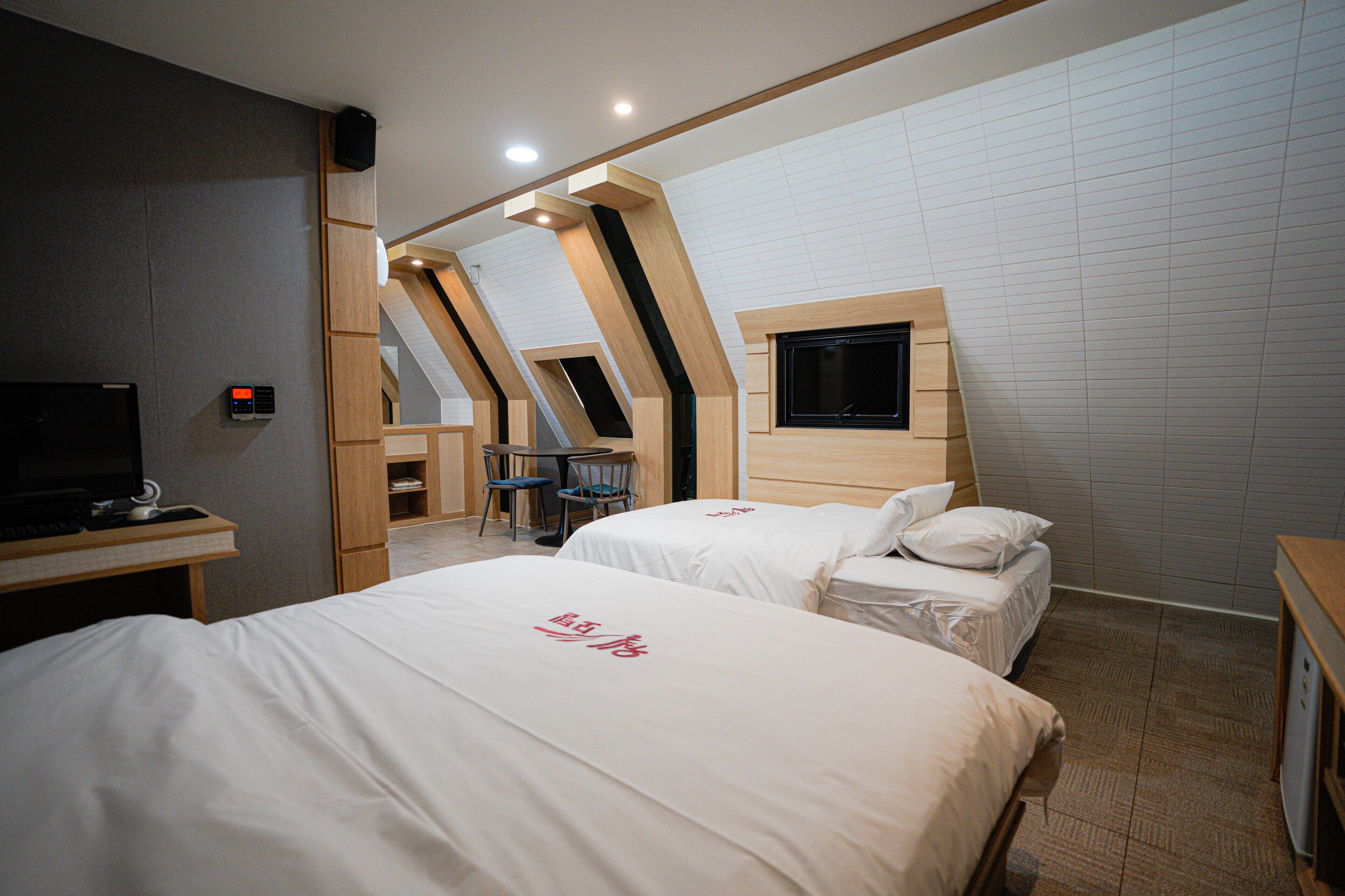 Well hotel