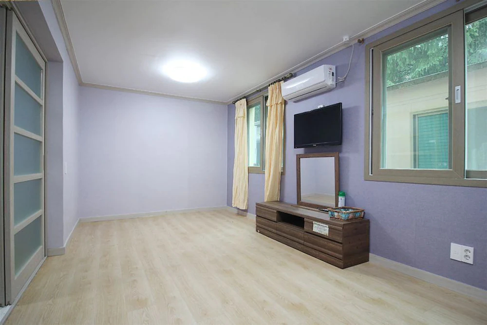 Muju Haebaragi Hostel