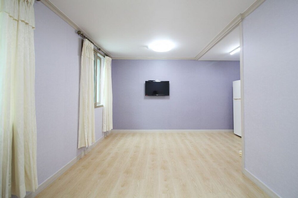 Muju Haebaragi Hostel