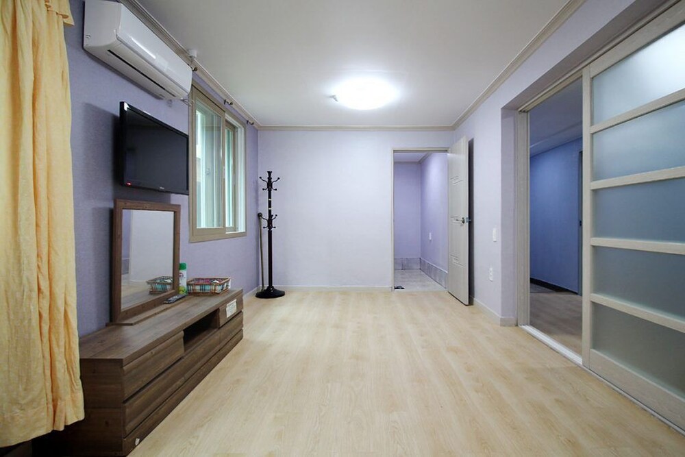 Muju Haebaragi Hostel