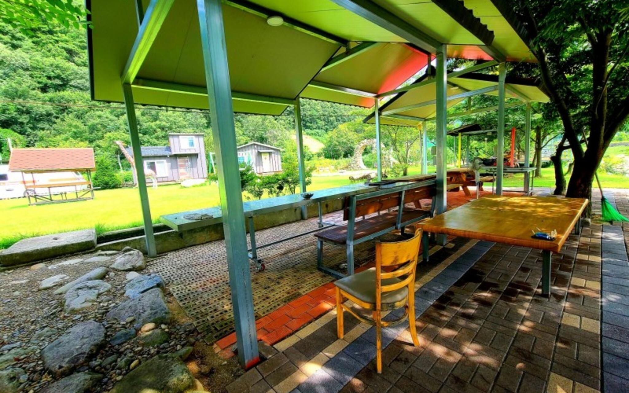 Muju Windmills and Streams Pension