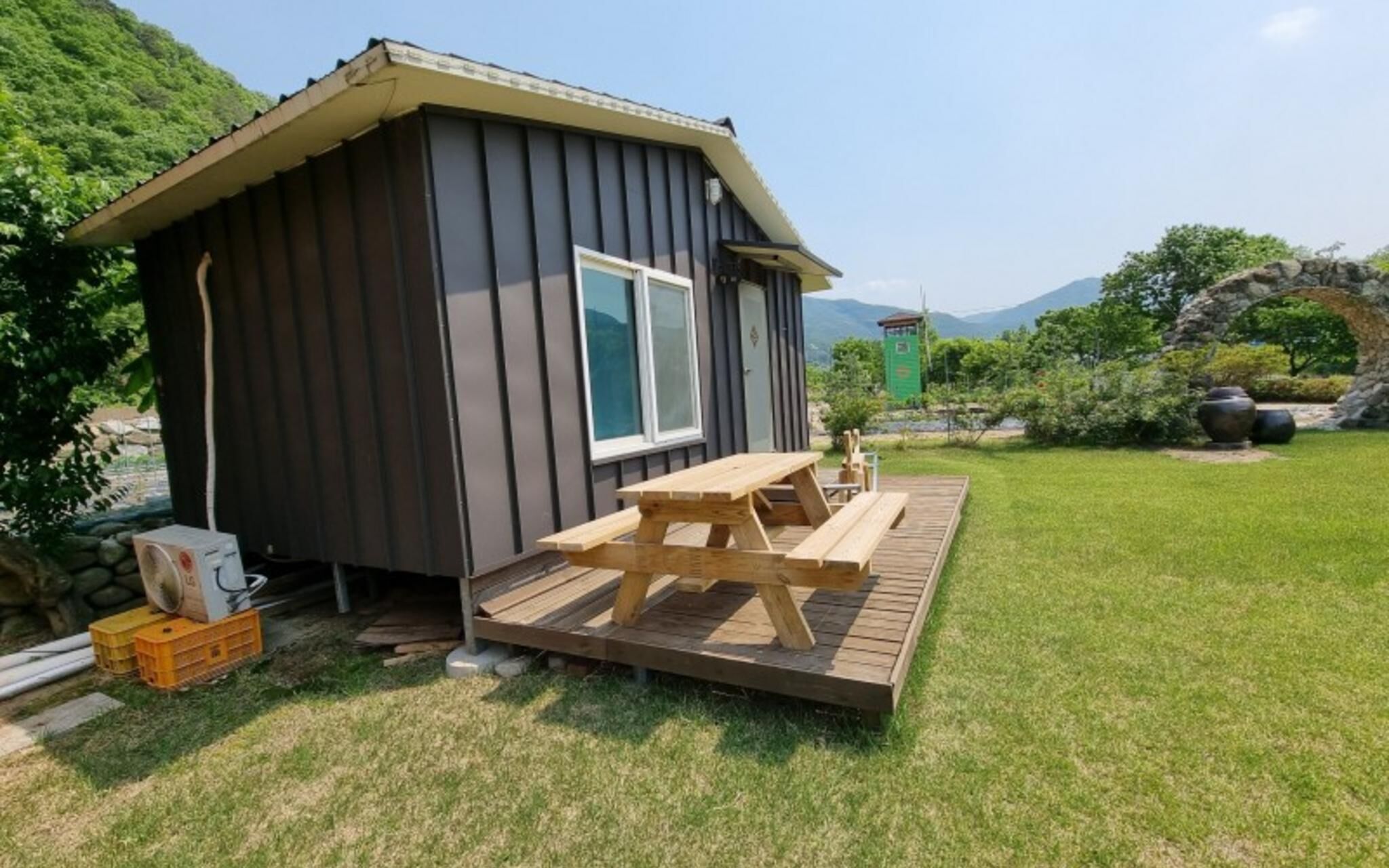 Muju Windmills and Streams Pension