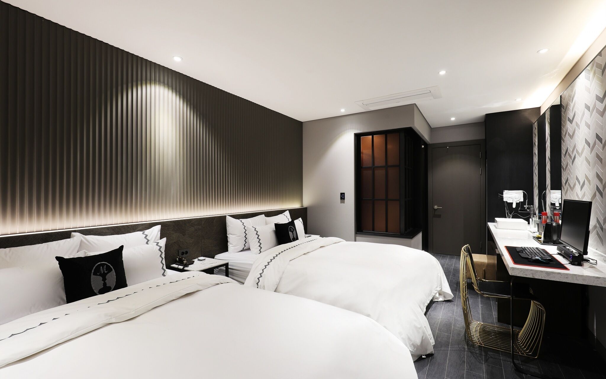 Mari Hotel