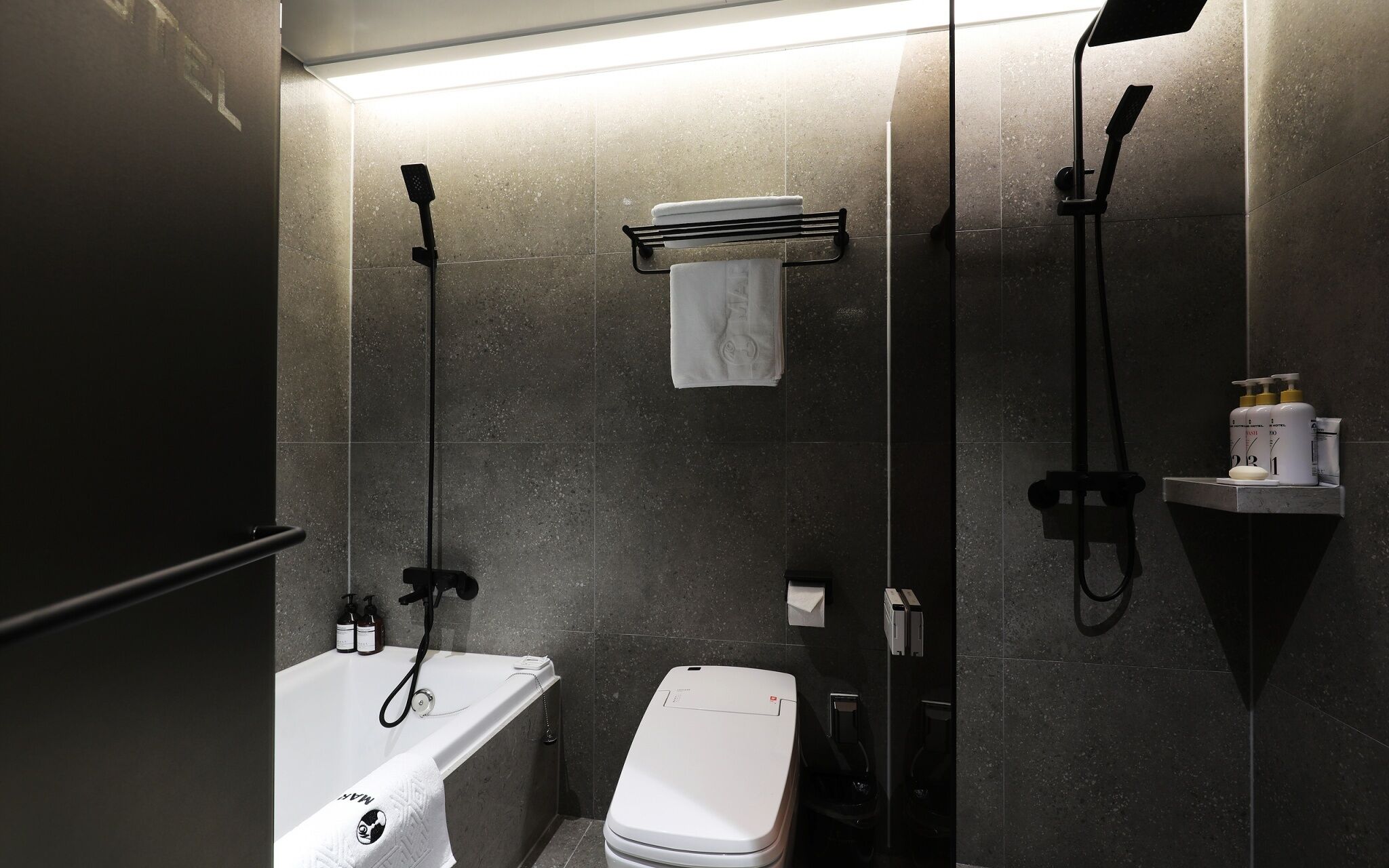 Mari Hotel