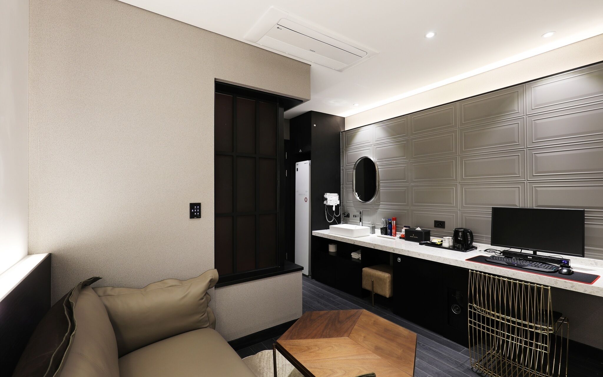 Mari Hotel