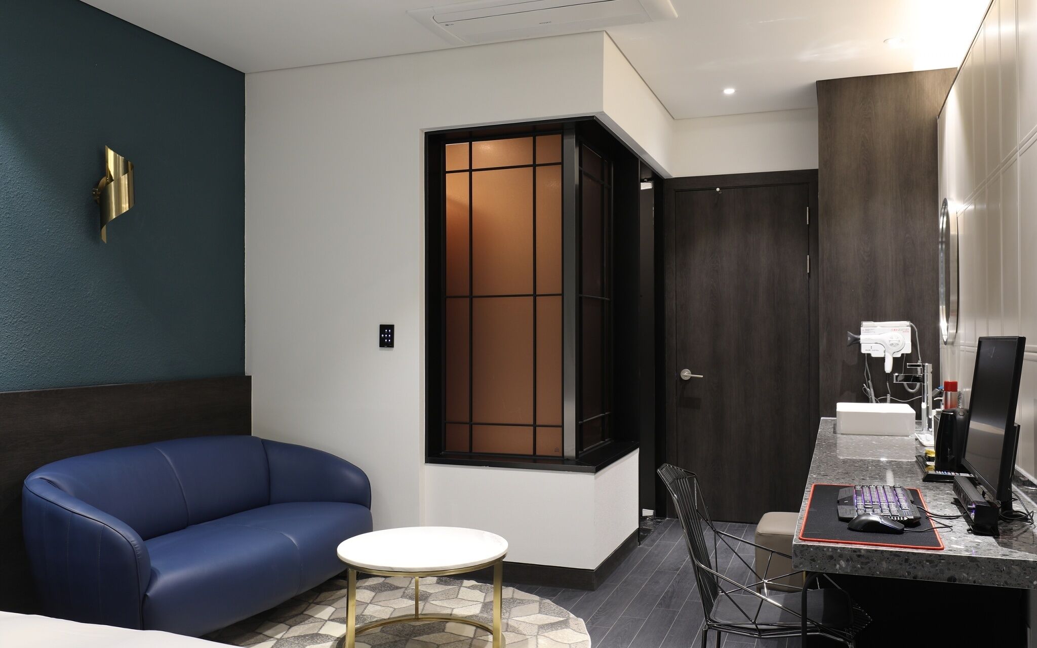 Mari Hotel