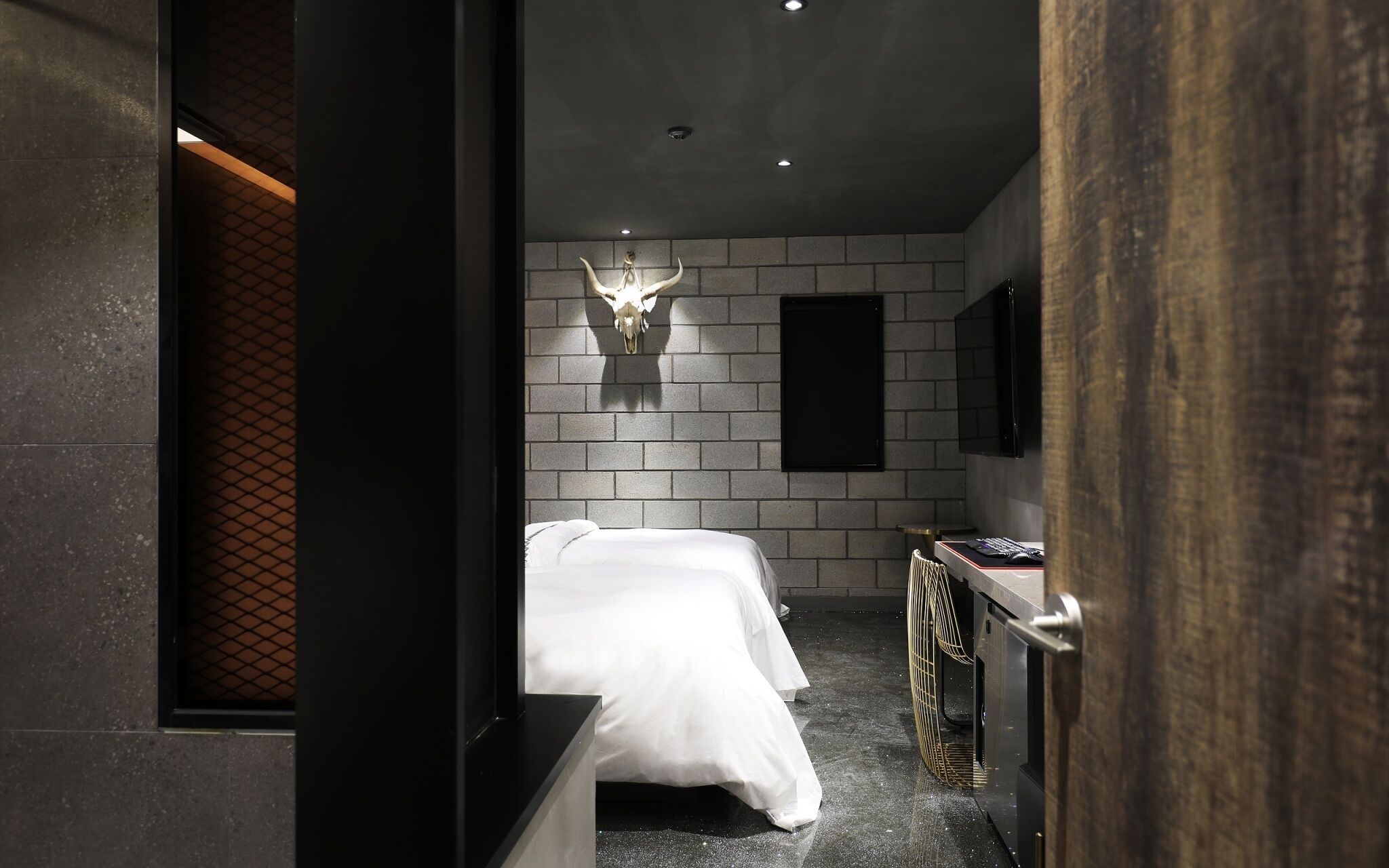 Mari Hotel