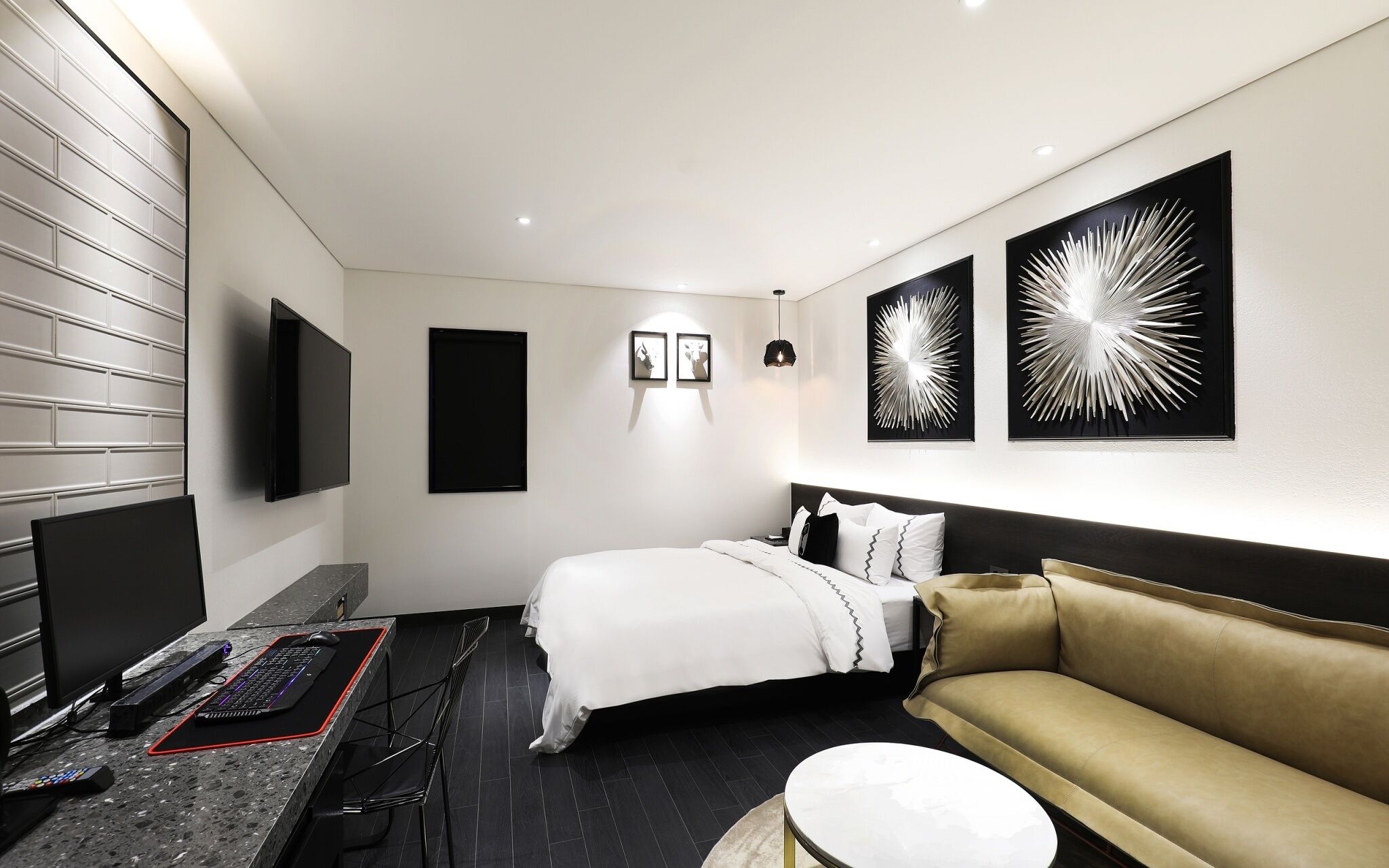 Mari Hotel