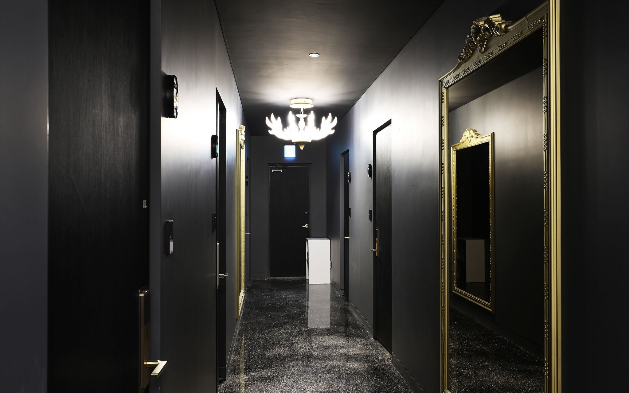 Mari Hotel
