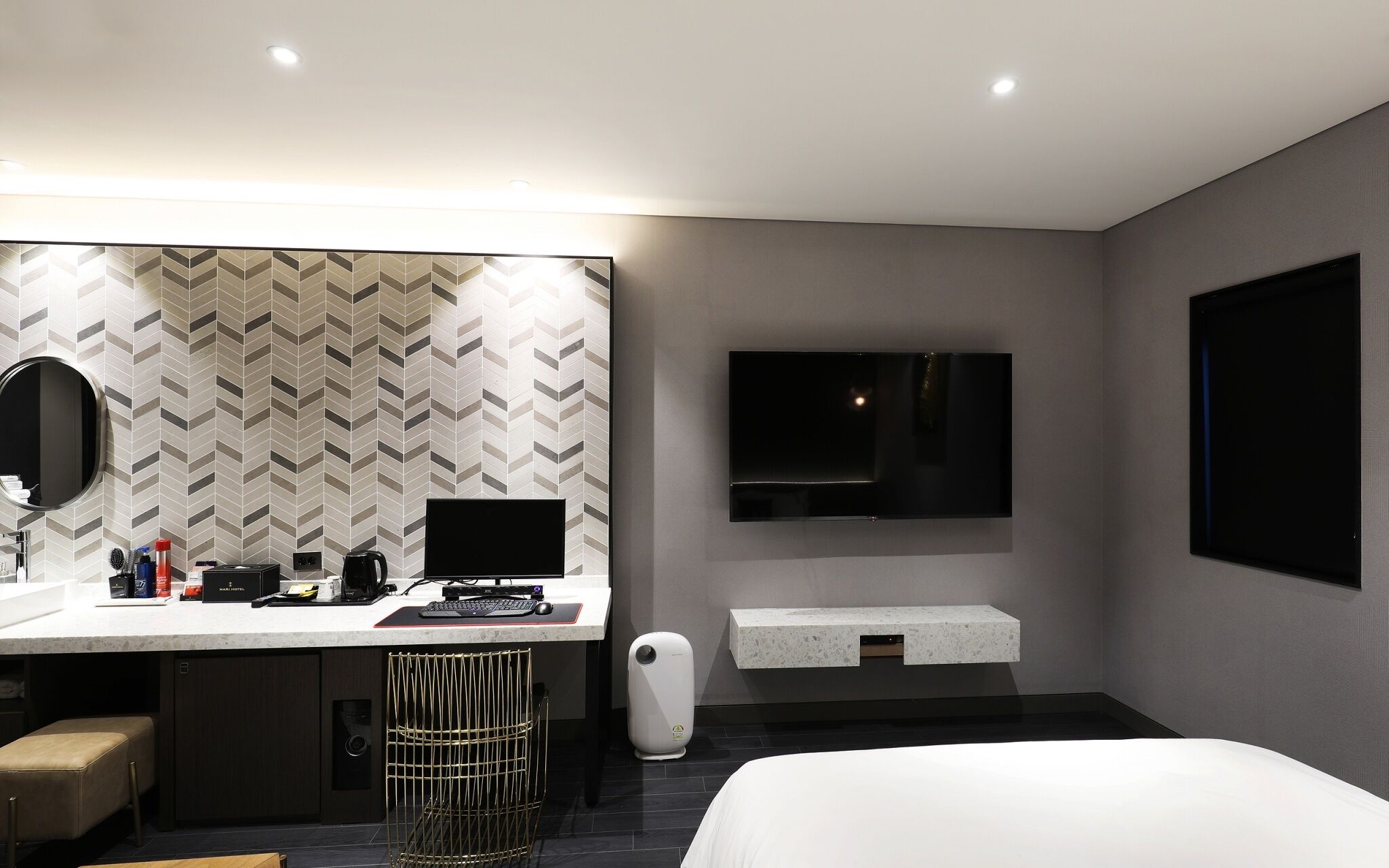Mari Hotel