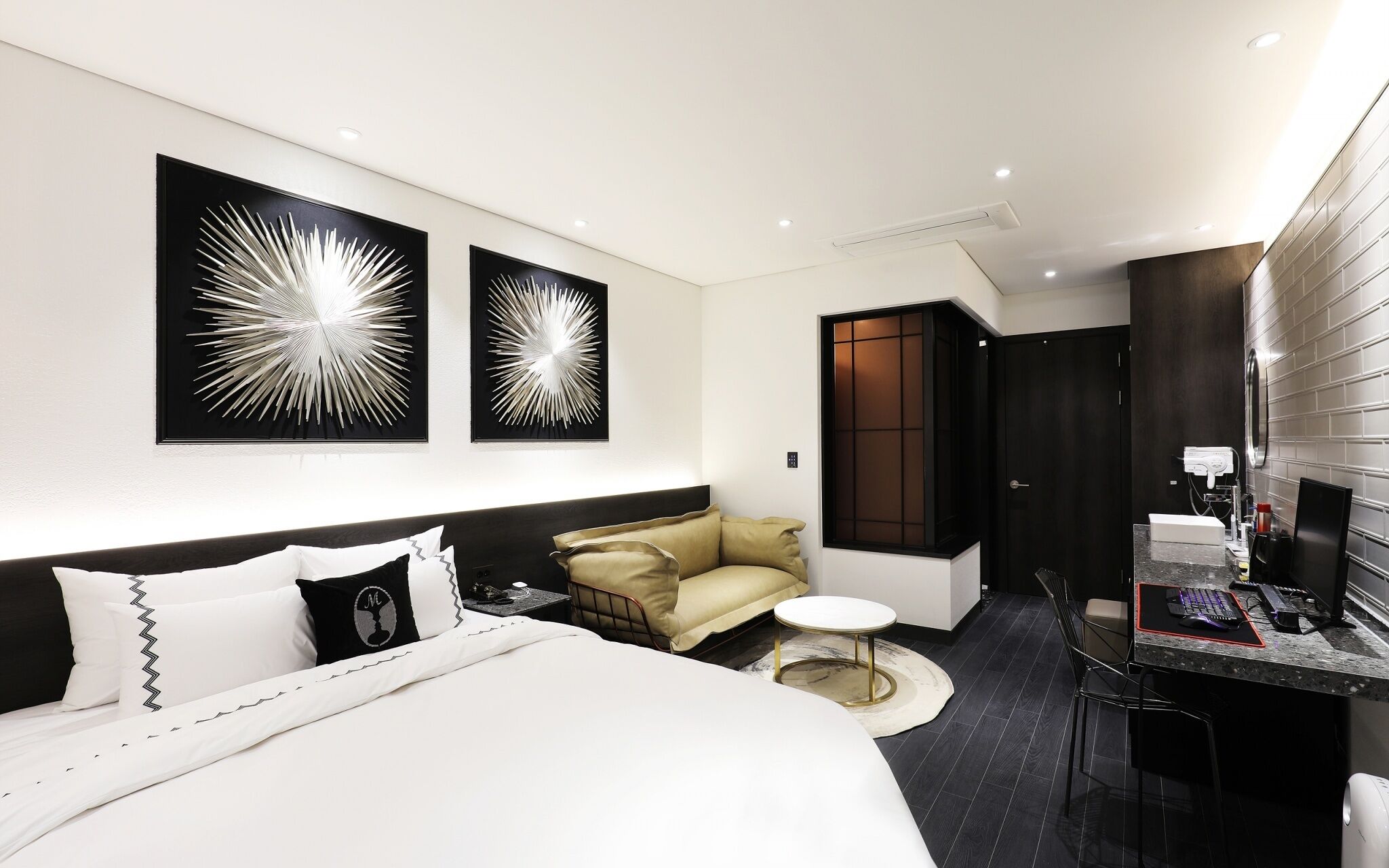 Mari Hotel