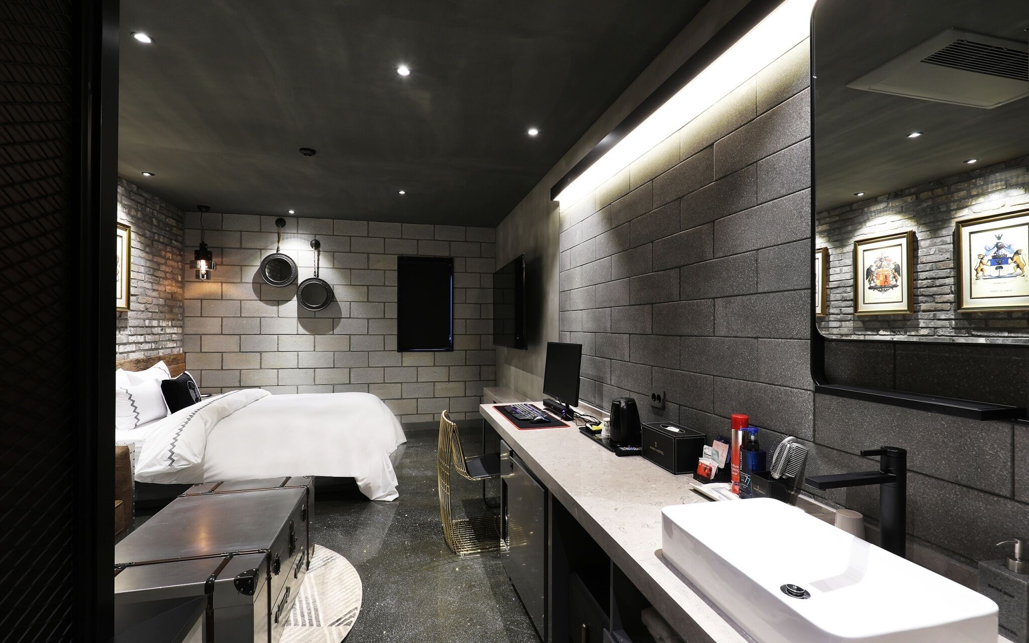 Mari Hotel
