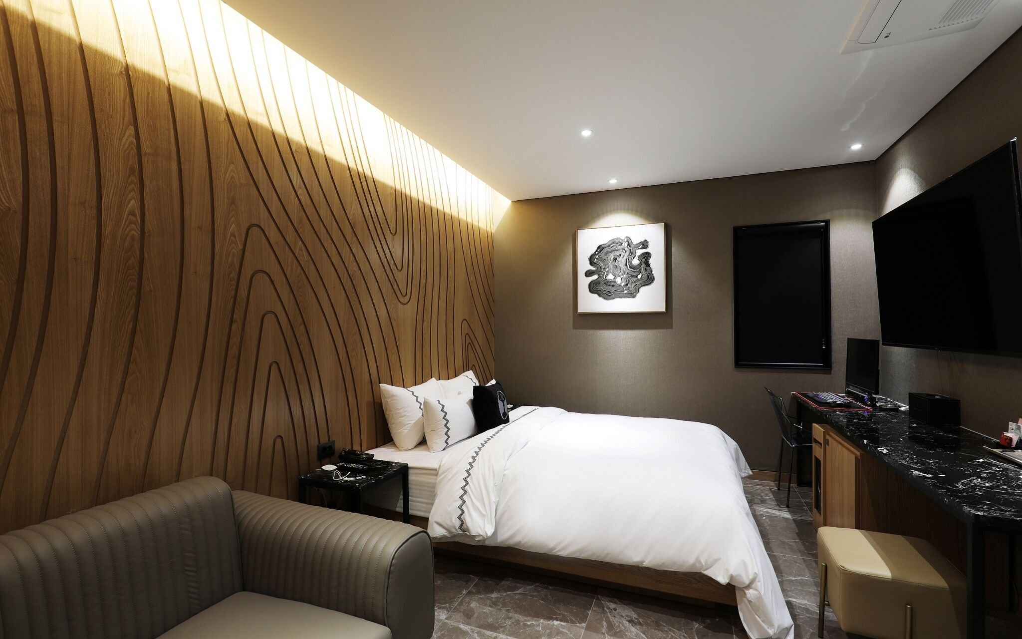 Mari Hotel