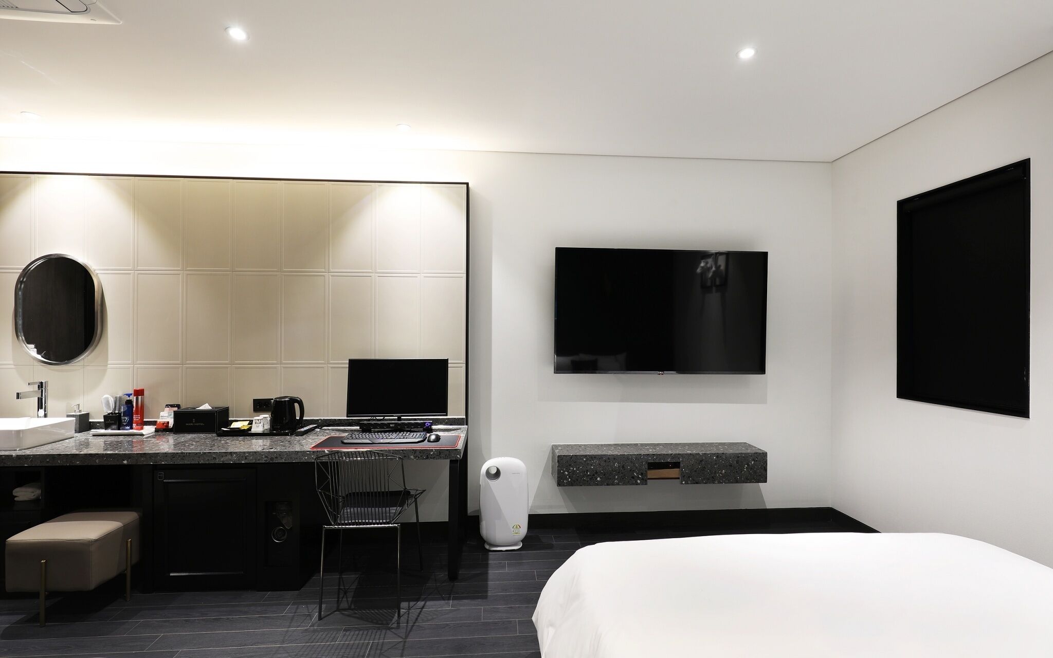Mari Hotel