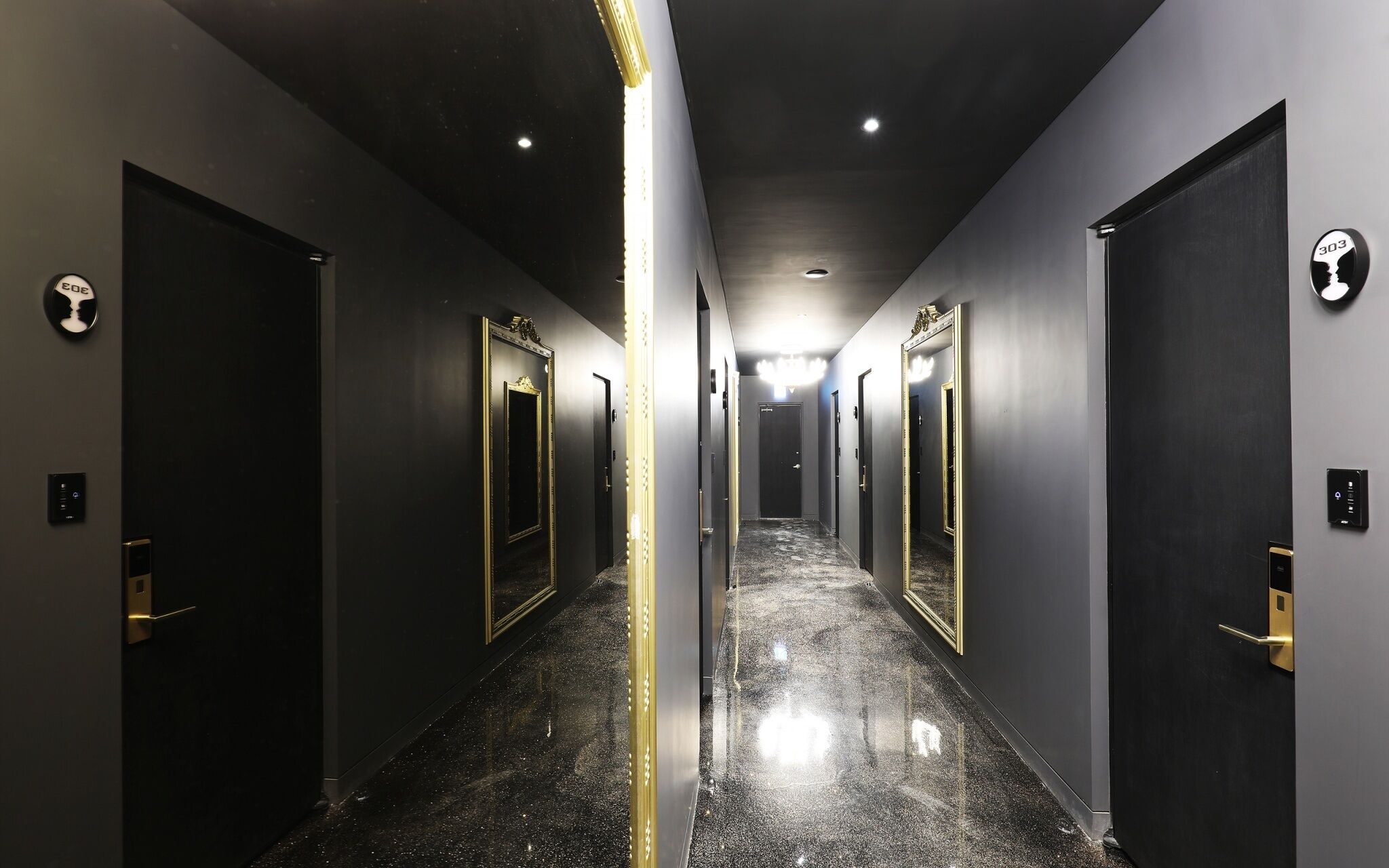 Mari Hotel