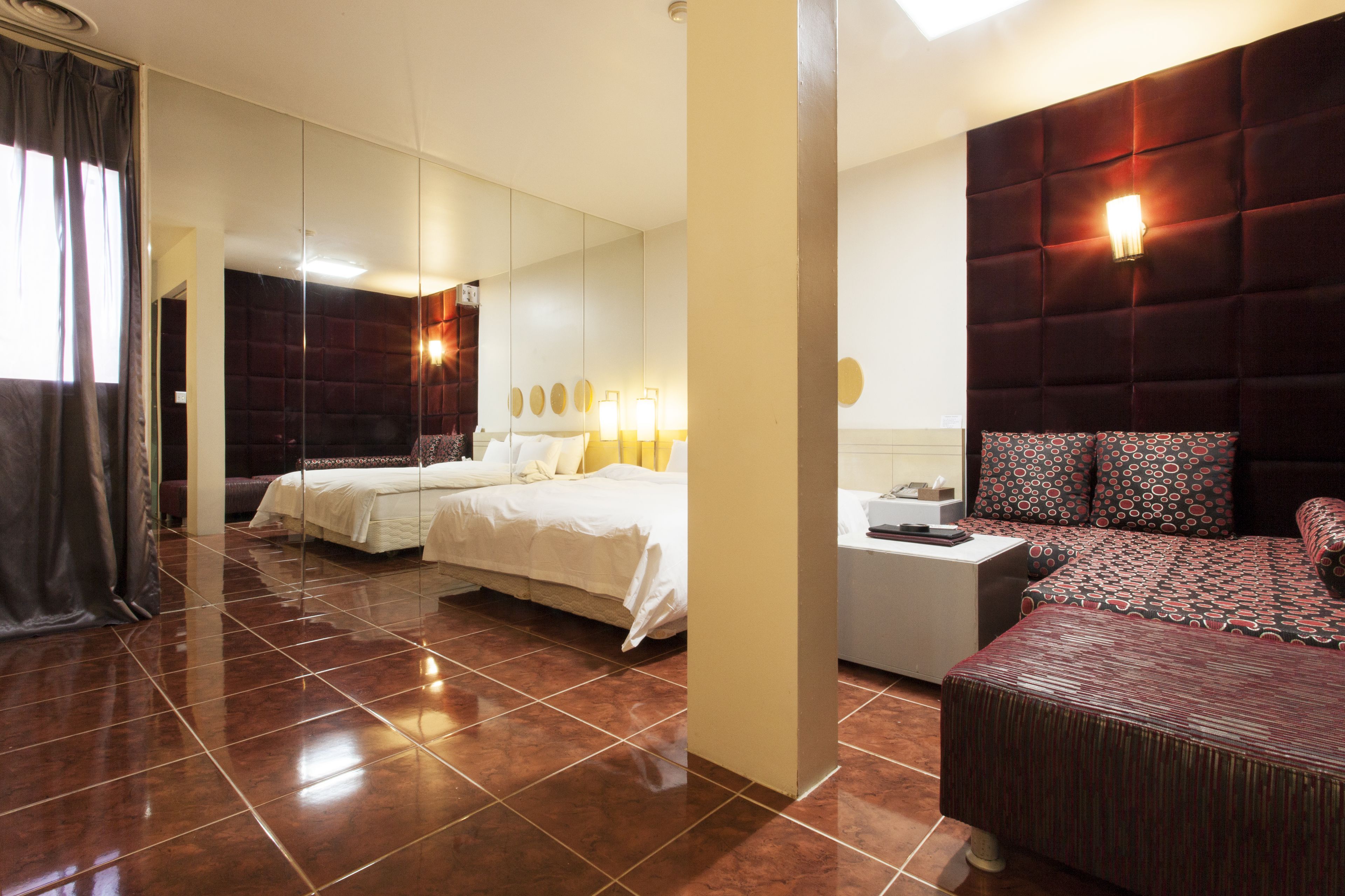 Mari Hotel