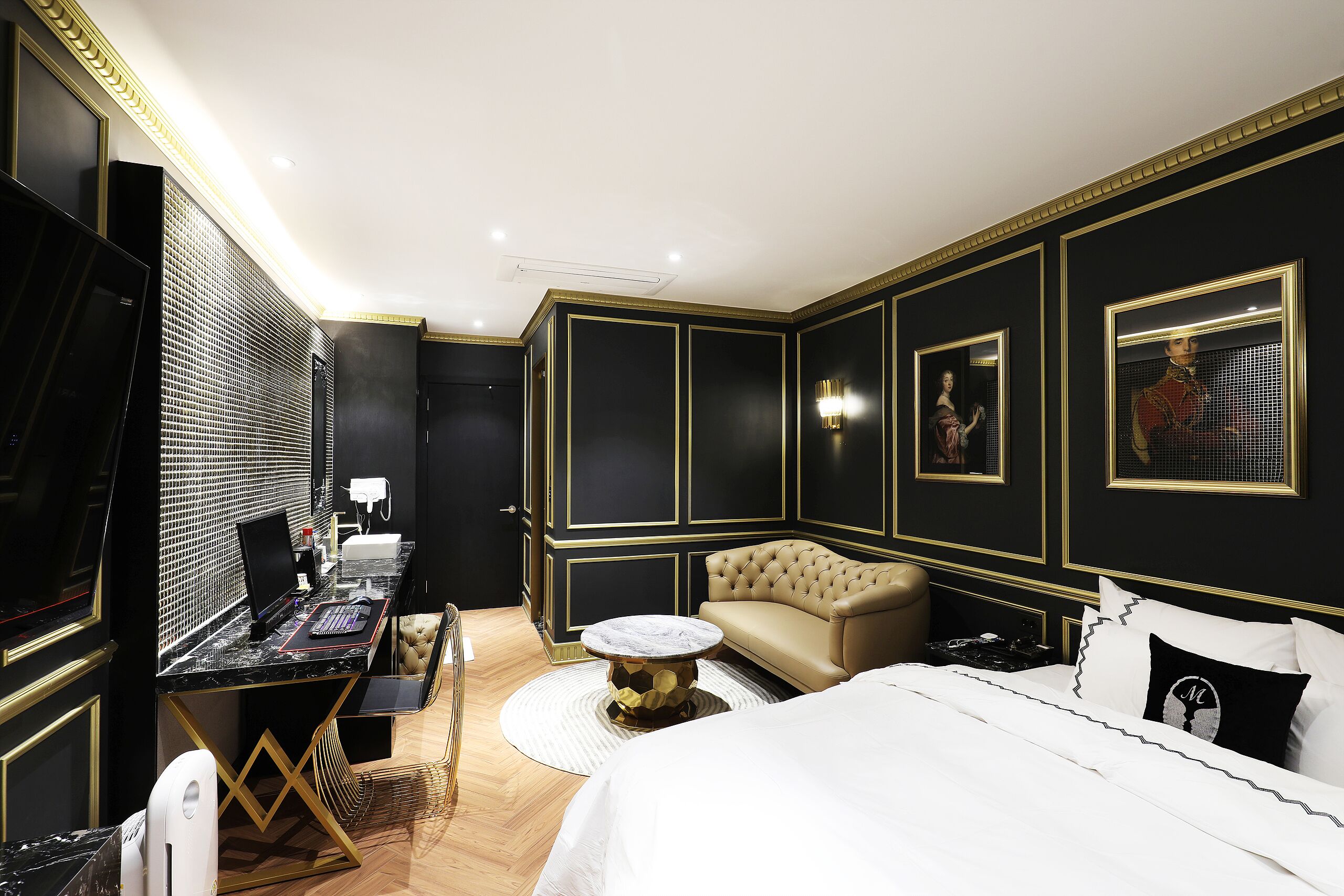 Mari Hotel