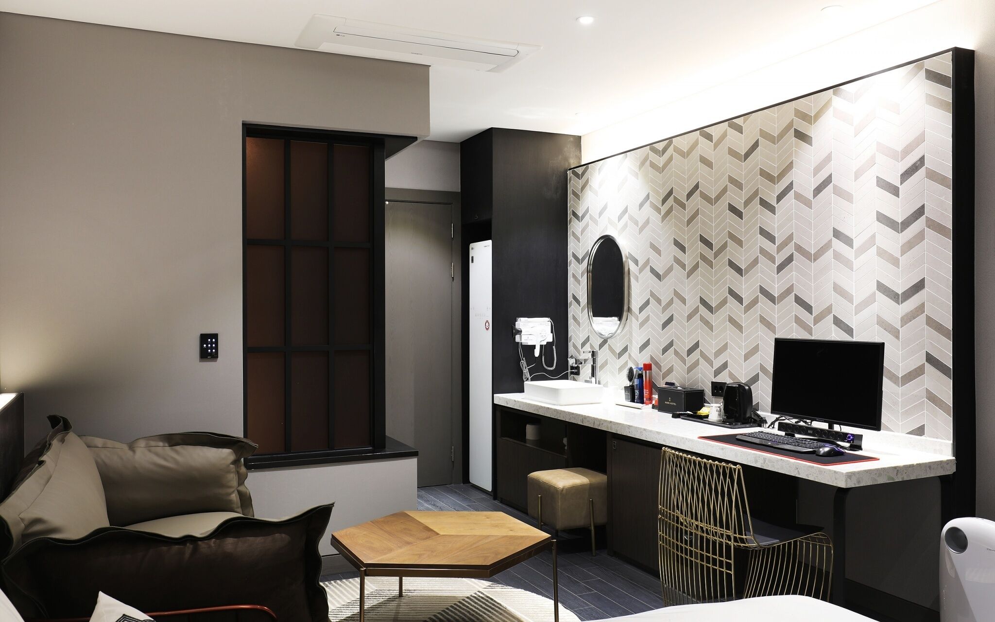 Mari Hotel