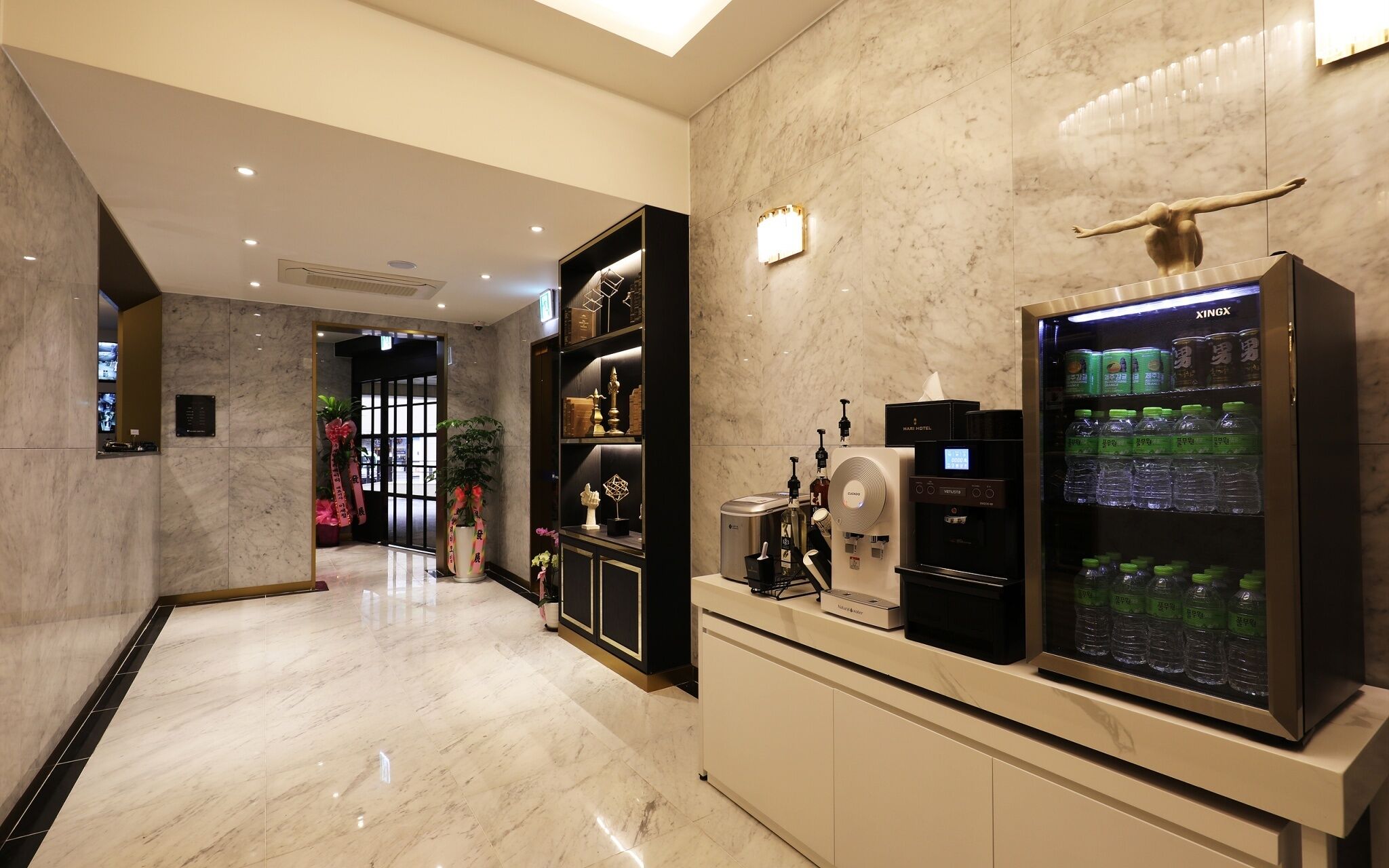 Mari Hotel