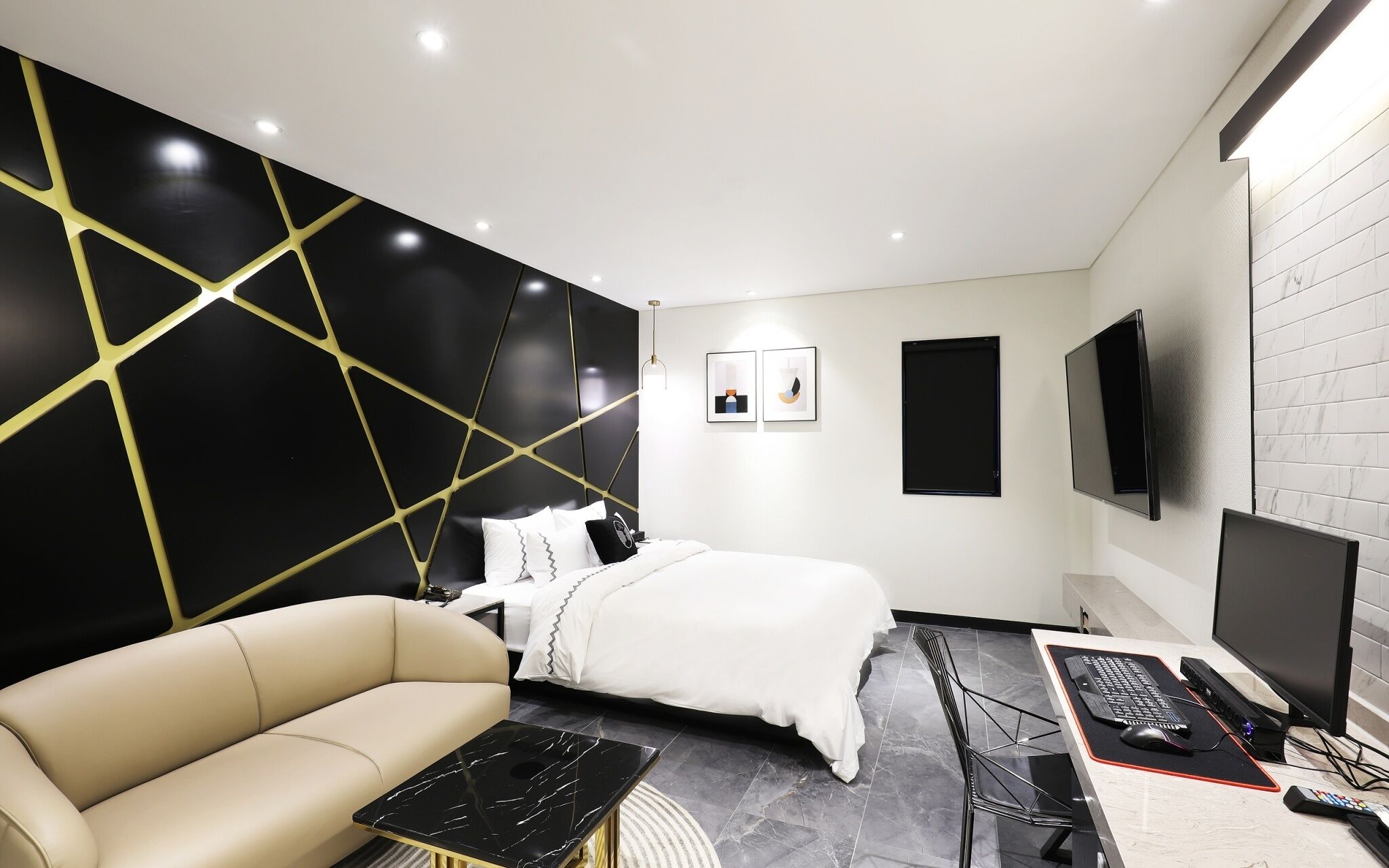 Mari Hotel