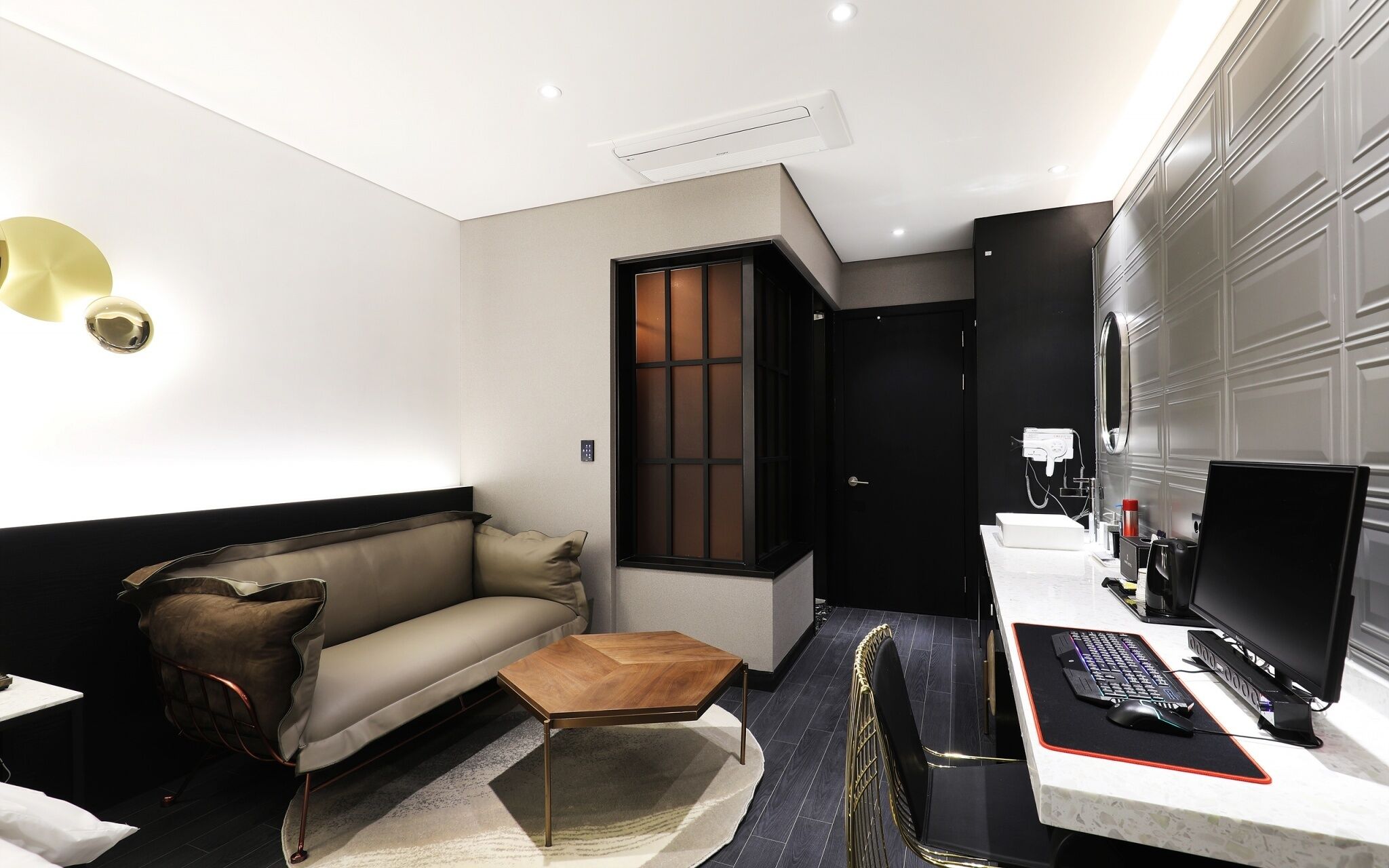 Mari Hotel