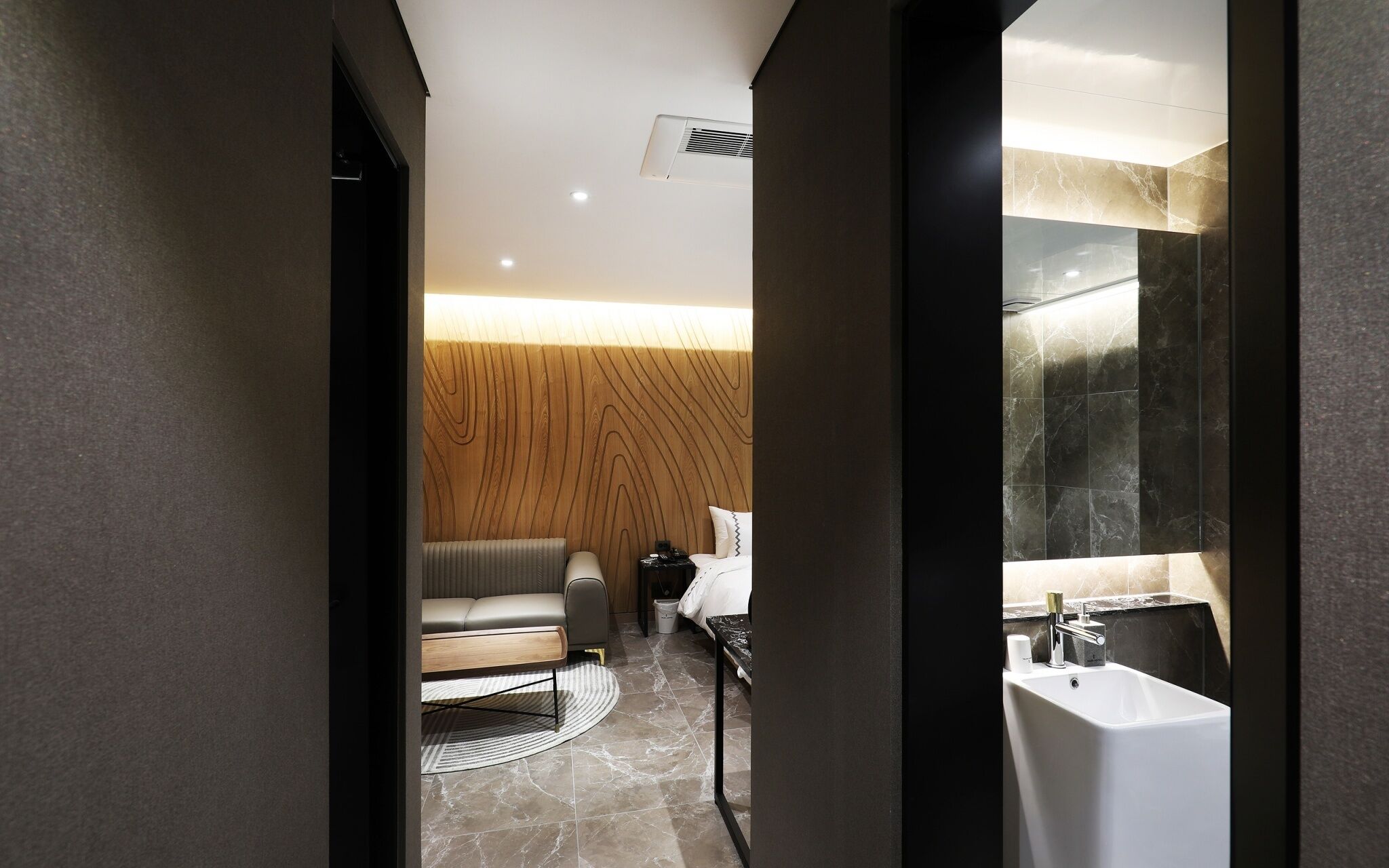 Mari Hotel