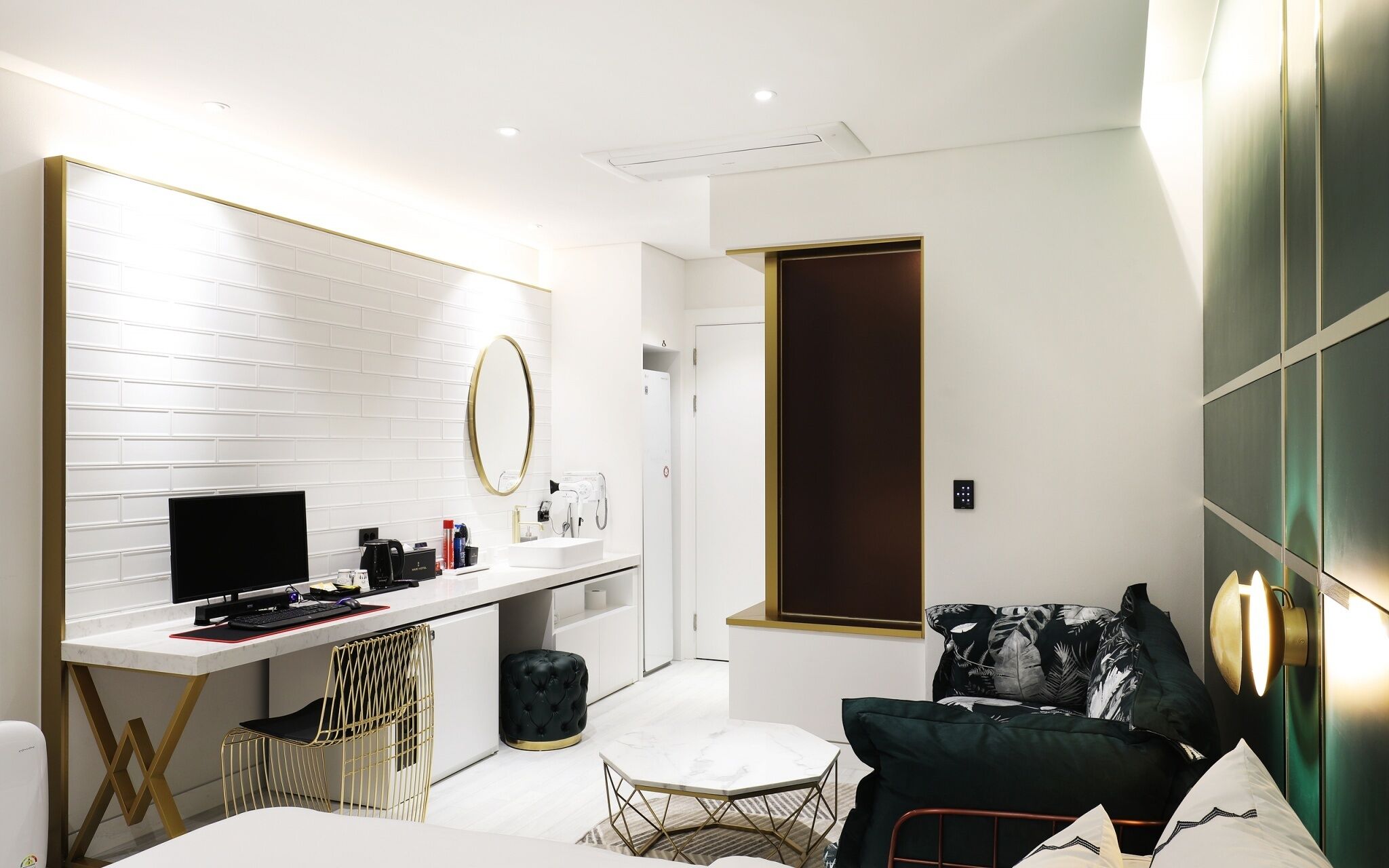 Mari Hotel