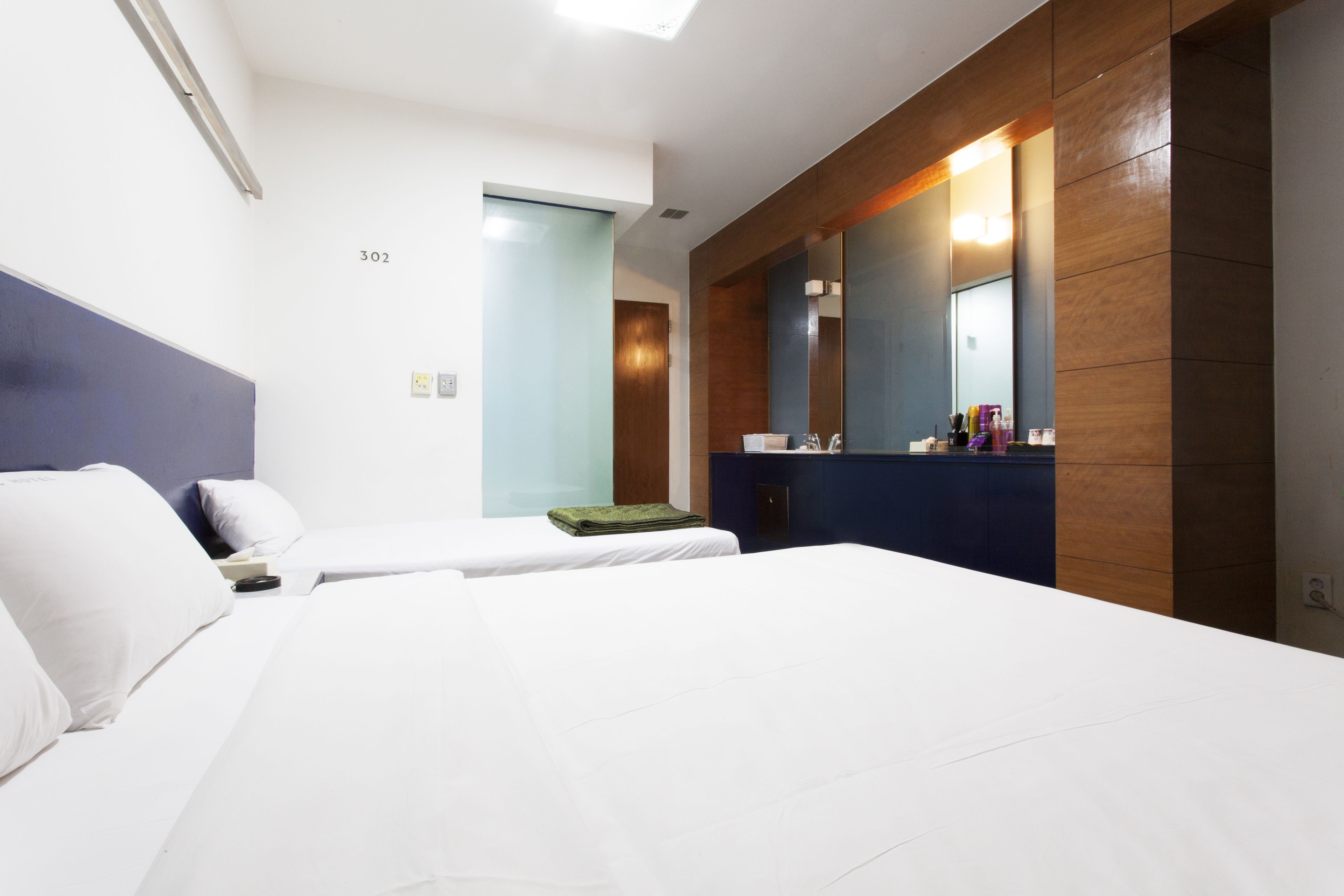 Mari Hotel