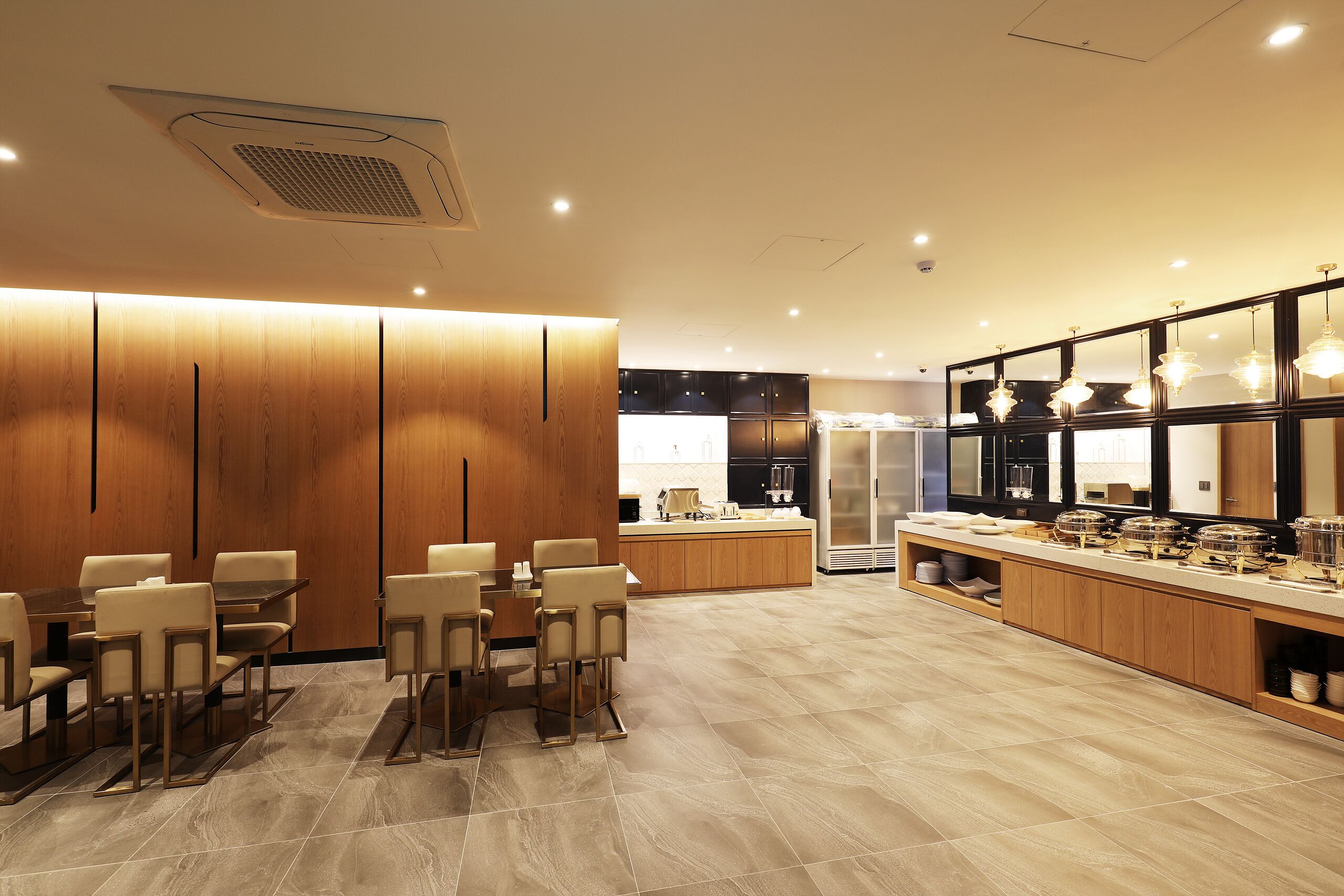 Mari Hotel
