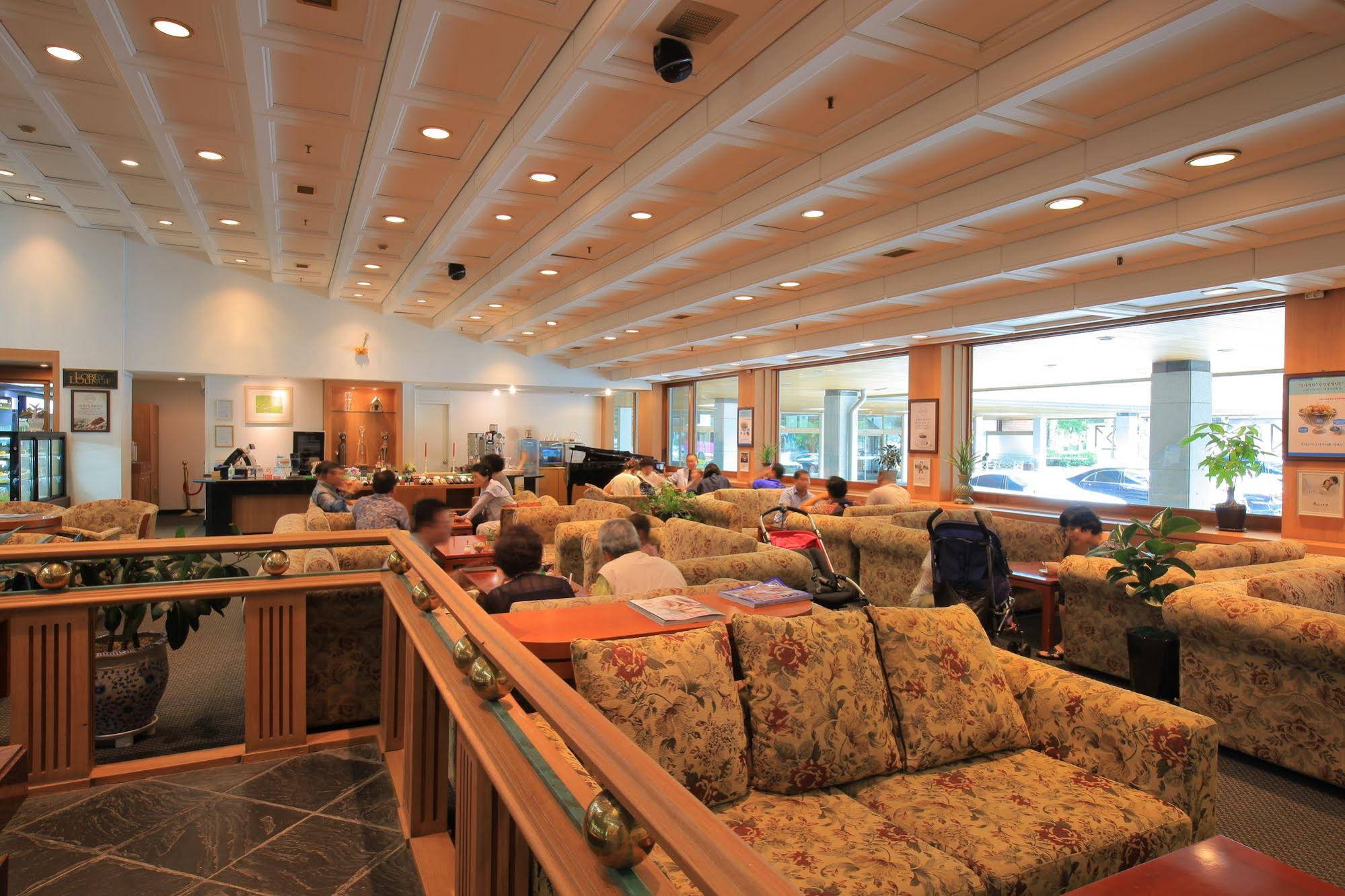 Yongpyong Dragon Valley Hotel