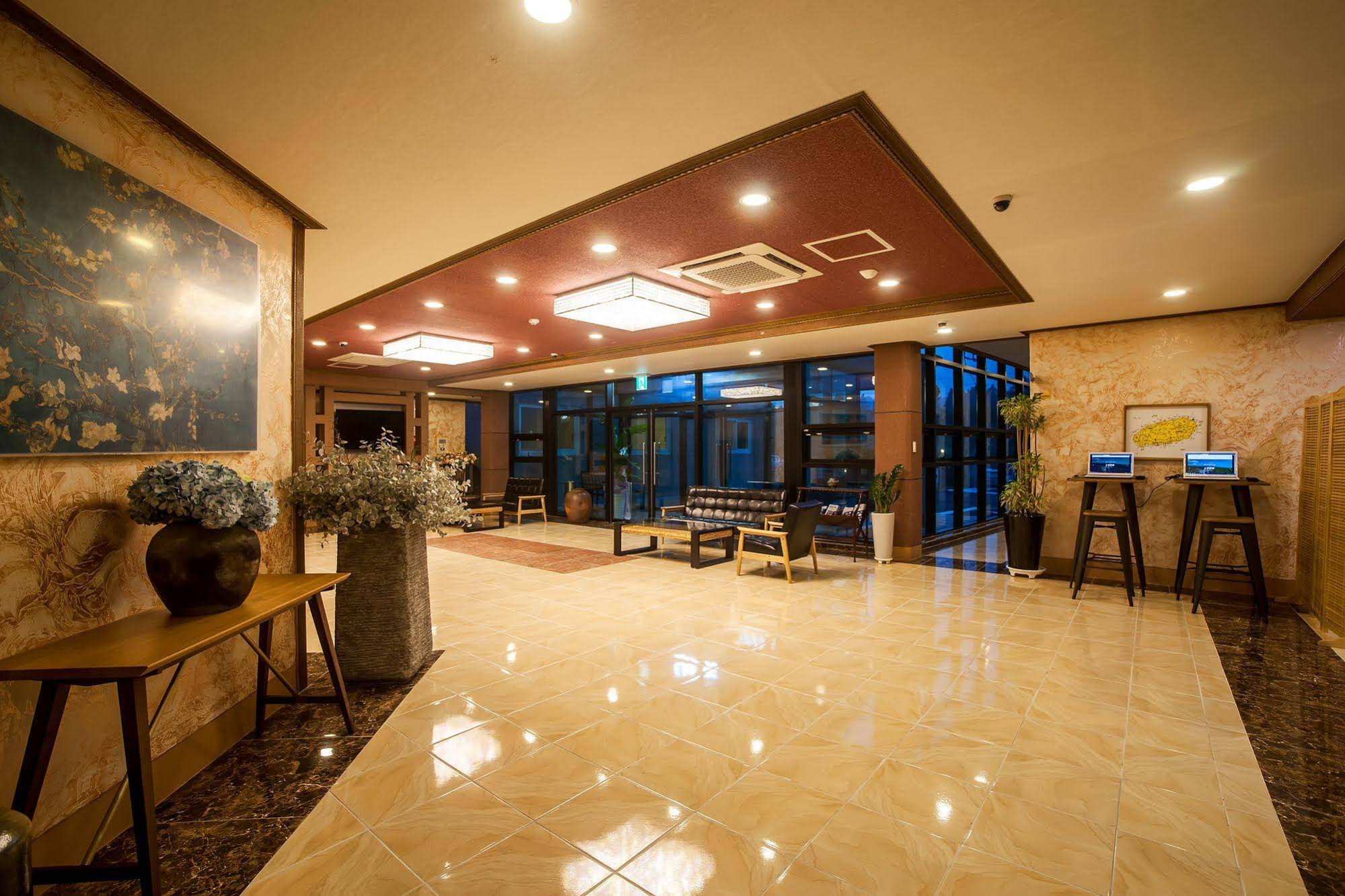 J.View Hotel