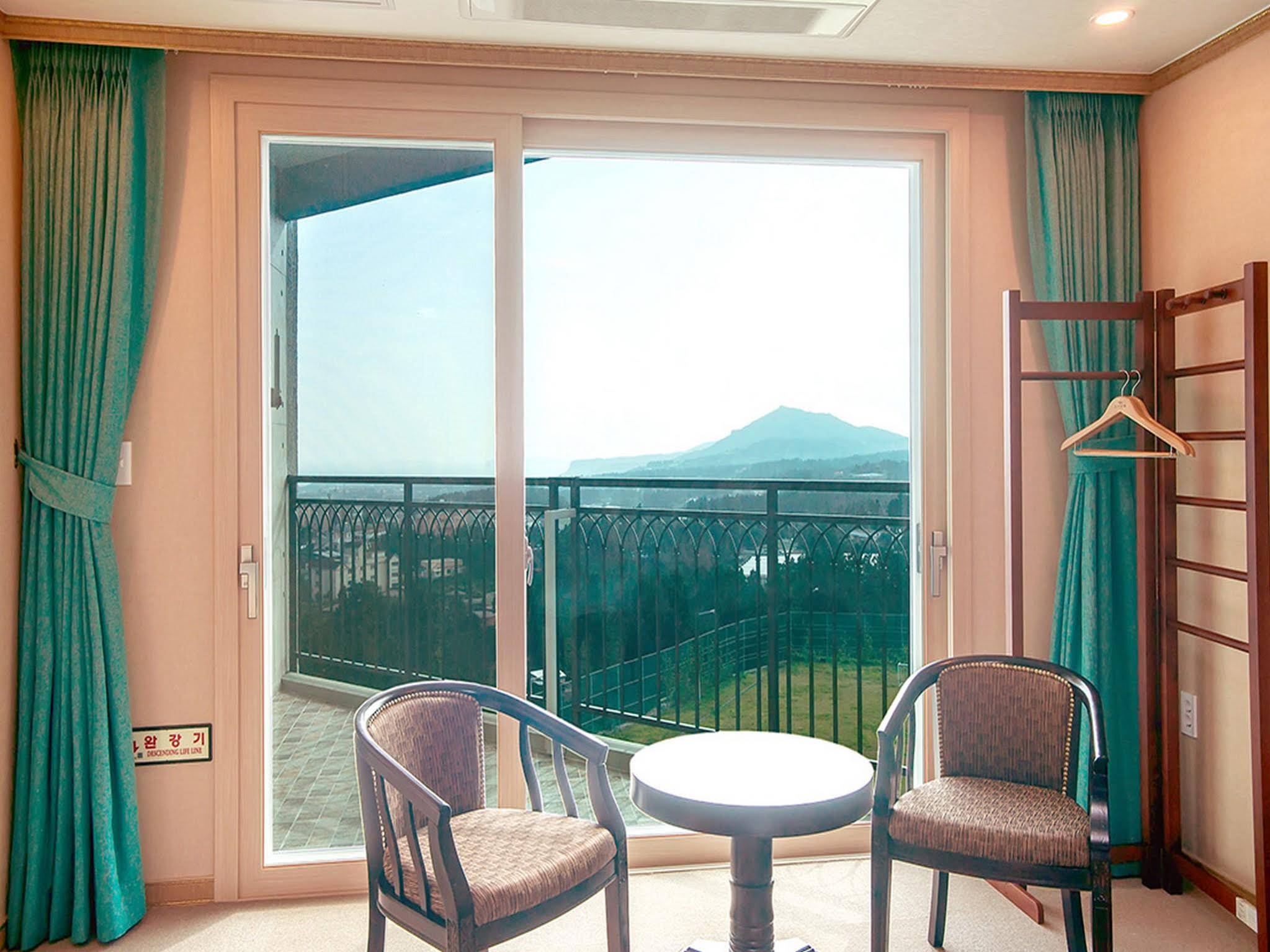 J.View Hotel