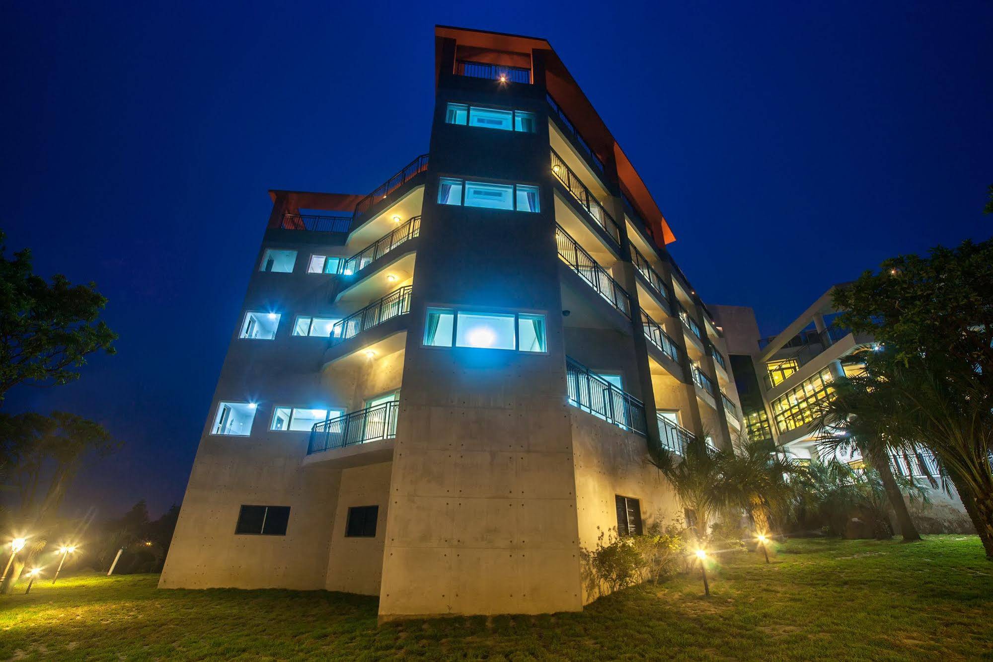 J.View Hotel