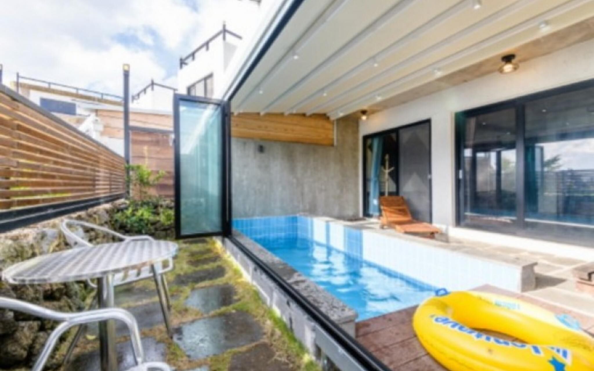 Seogwipo Who House Pool Villa