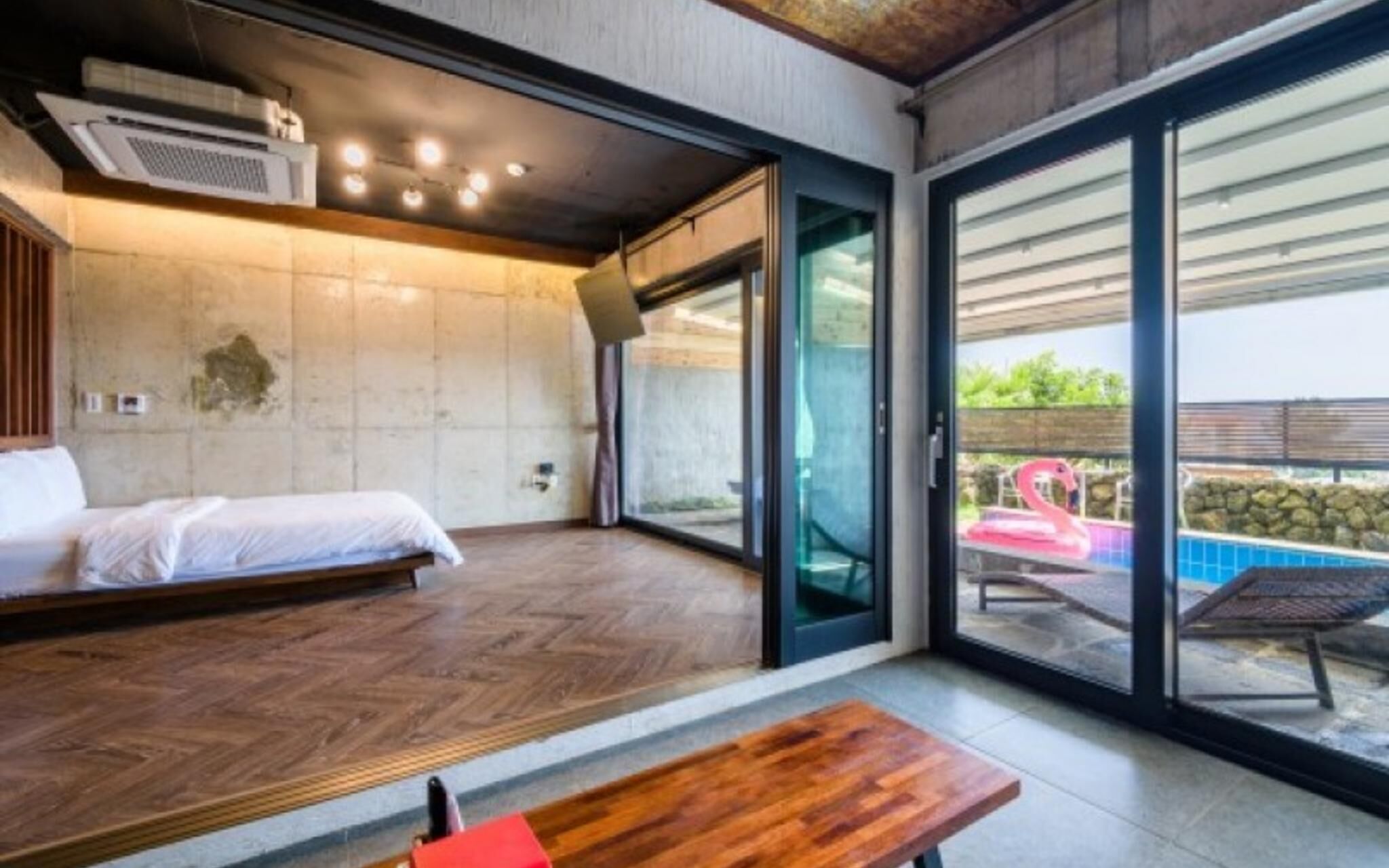 Seogwipo Who House Pool Villa