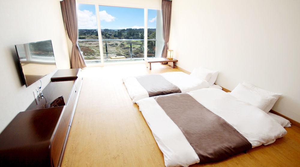 The Four Graces Resort