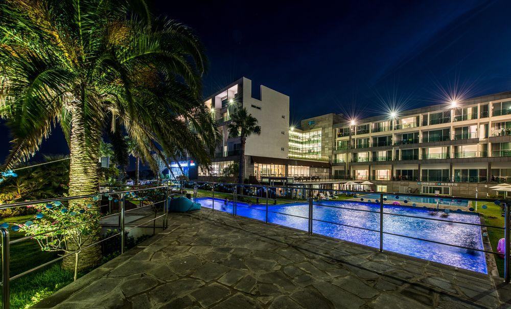 The Four Graces Resort
