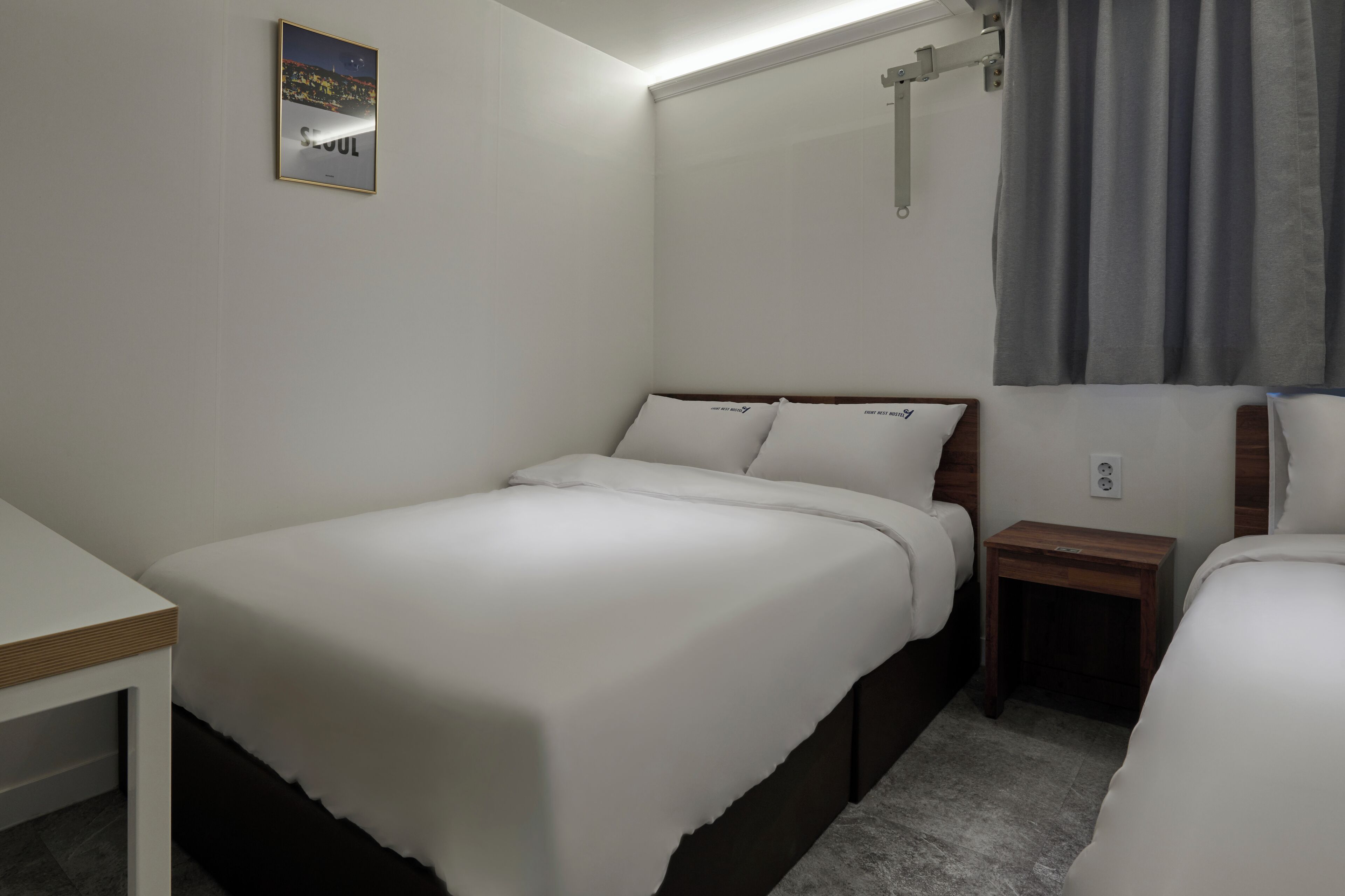 Eight Rest Hostel Myeong-Dong
