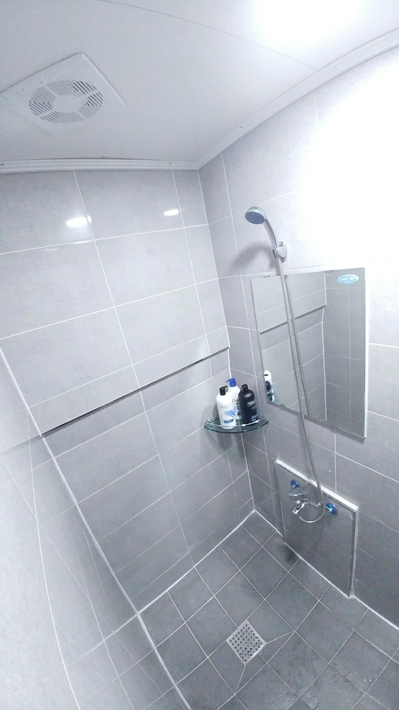 Hause Itaewon Hostel