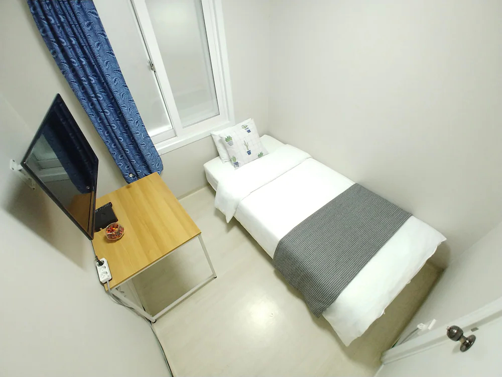 Hause Itaewon Hostel