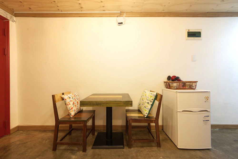 Hongdae Lazy Fox Hostel