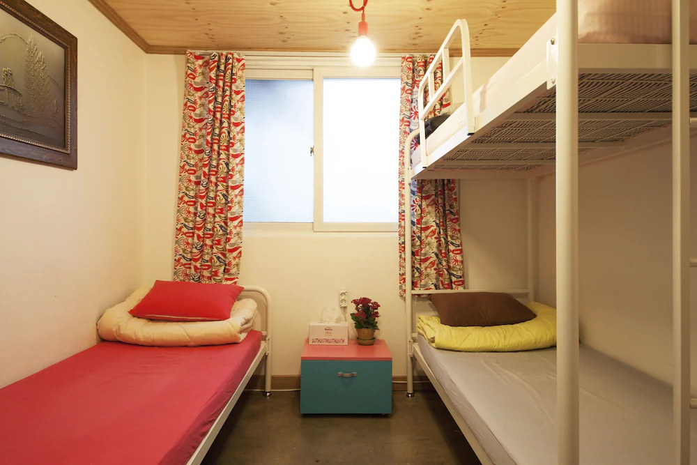Hongdae Lazy Fox Hostel