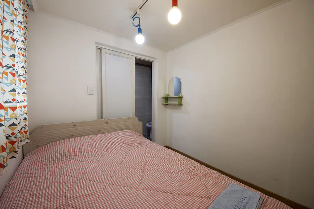 Hongdae Lazy Fox Hostel