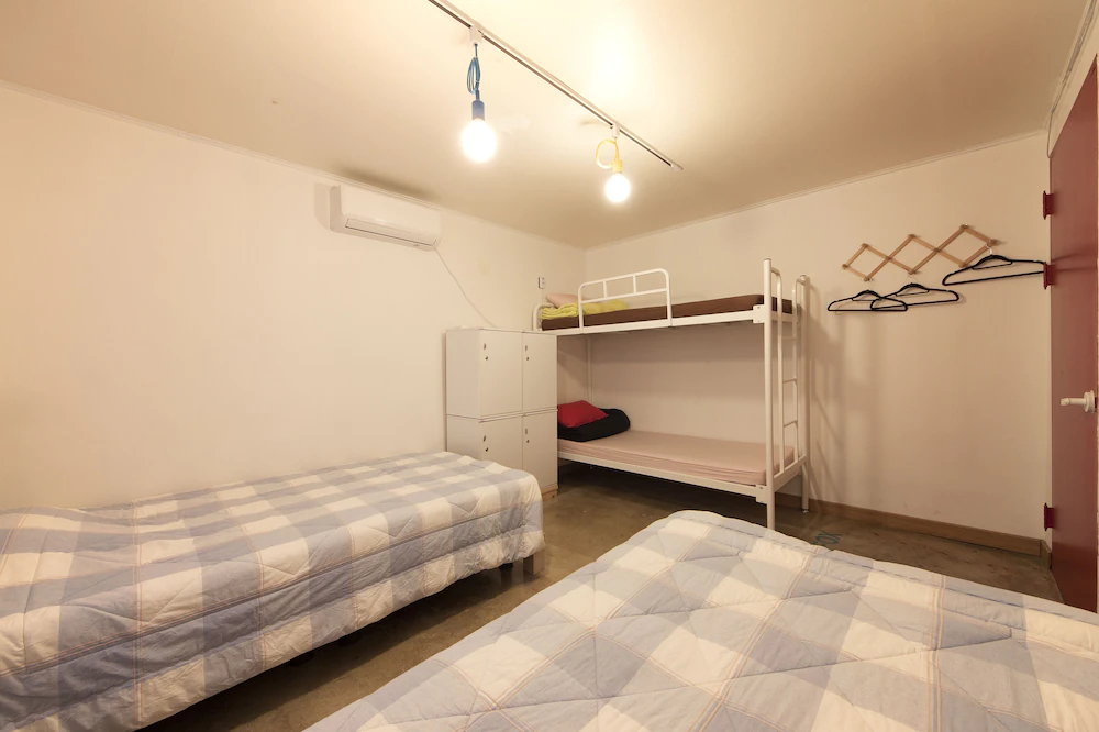 Hongdae Lazy Fox Hostel