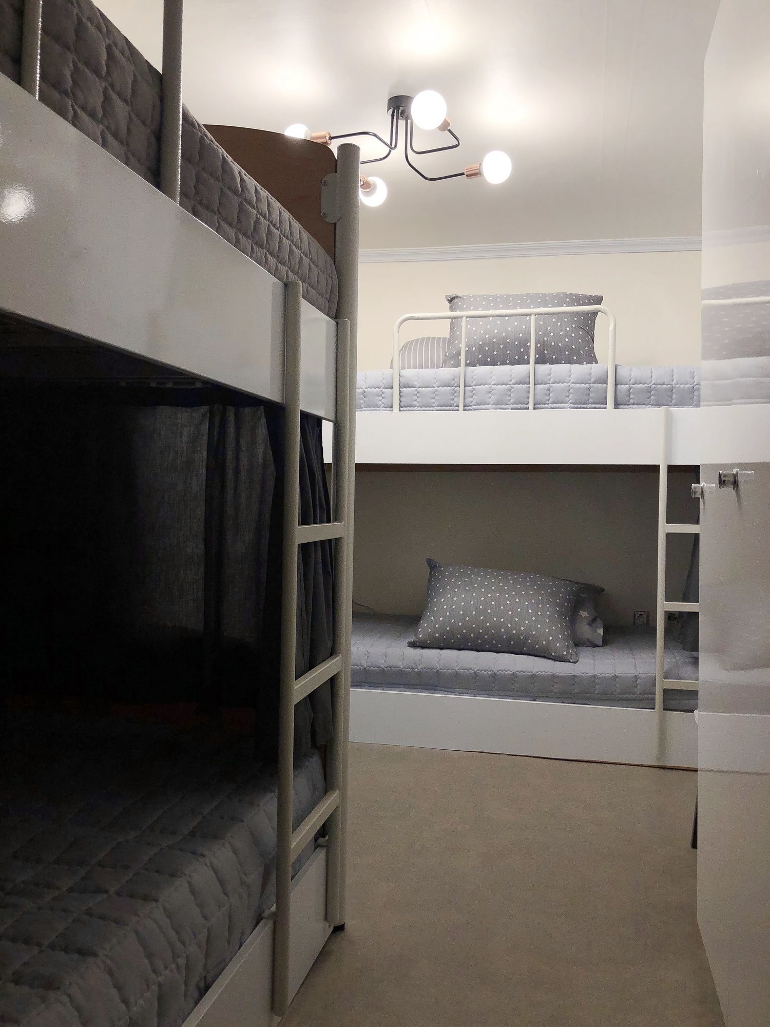 Jun Guest House - Hostel
