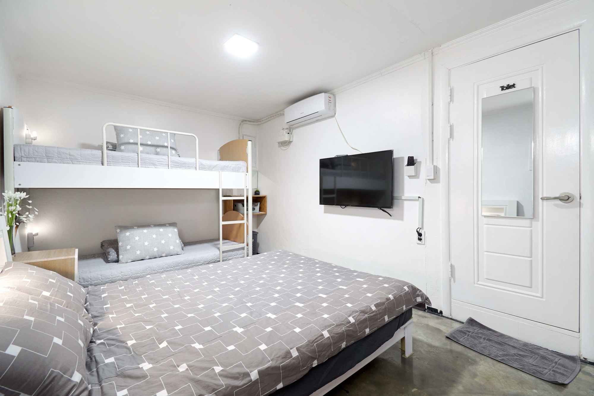 Jun Guest House - Hostel