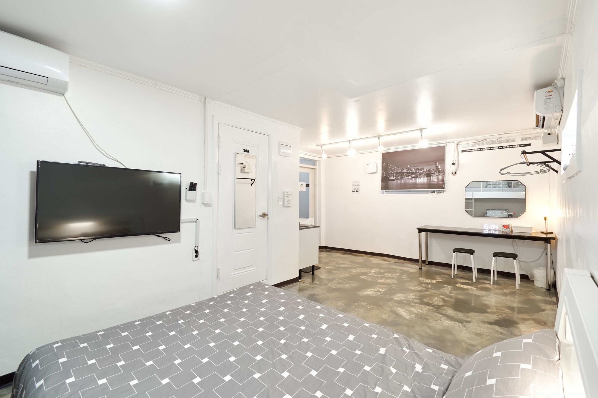 Jun Guest House - Hostel