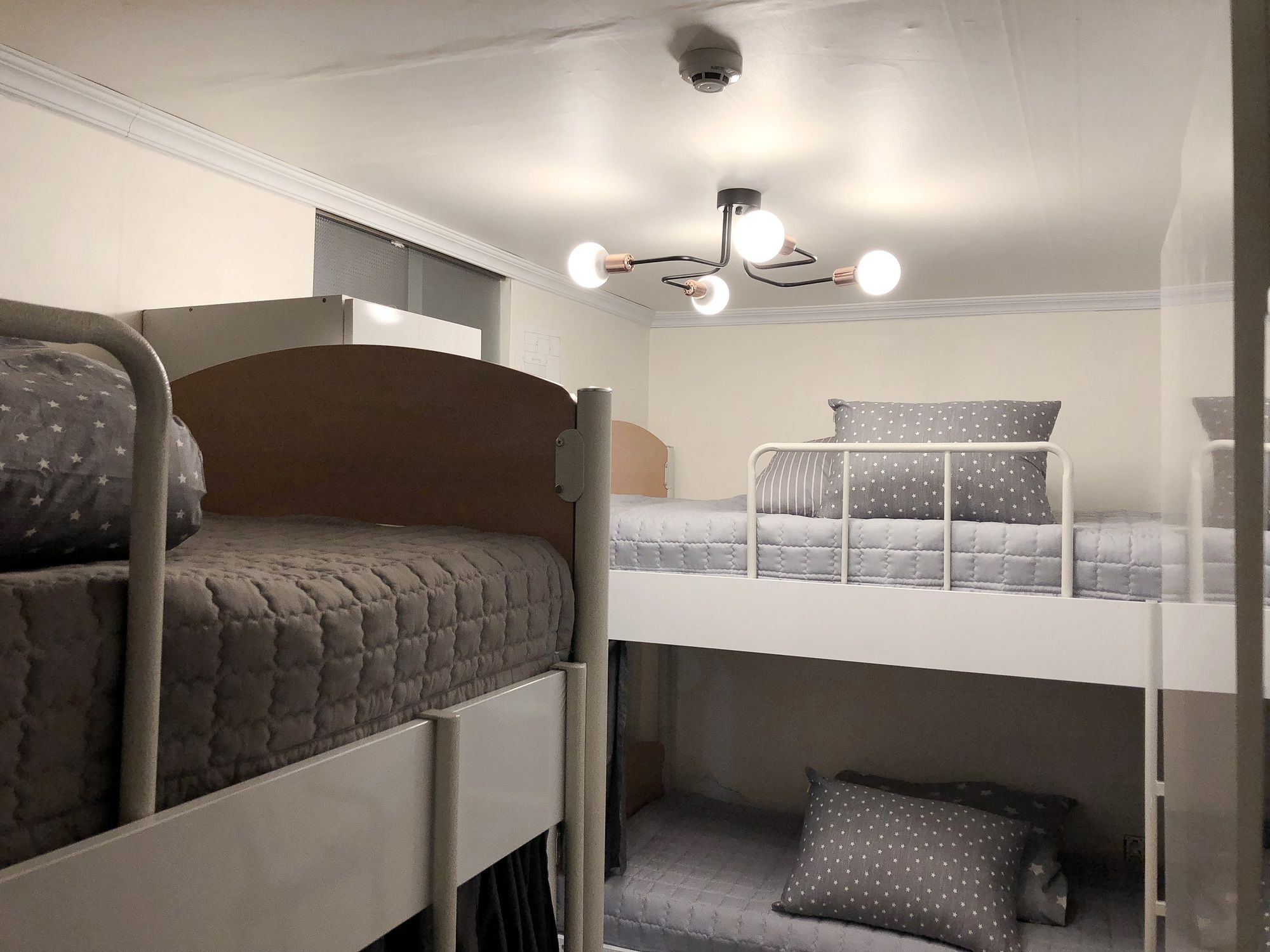 Jun Guest House - Hostel